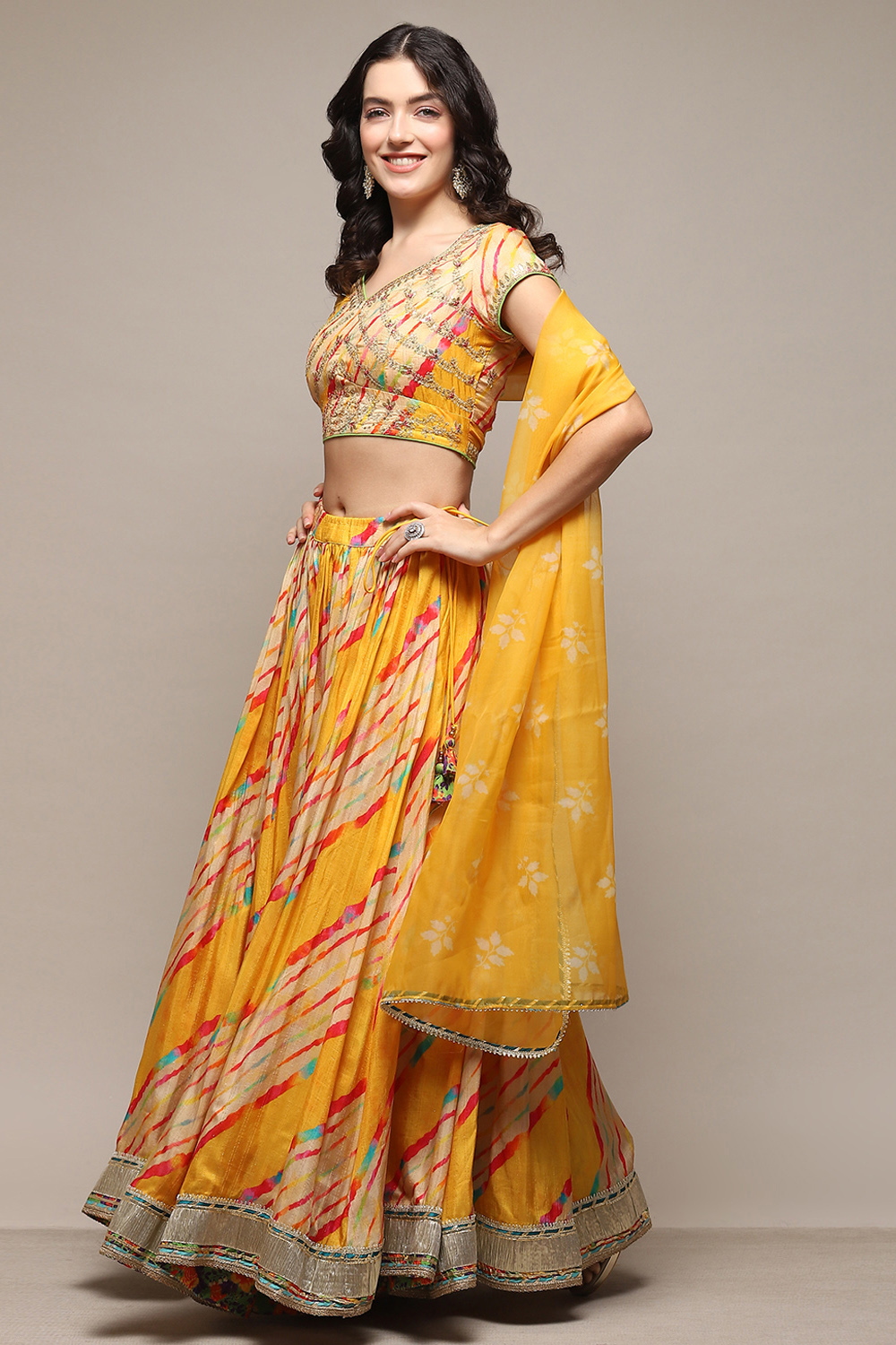 Yellow Polyester Straight Kurta Lehenga Set image number 4