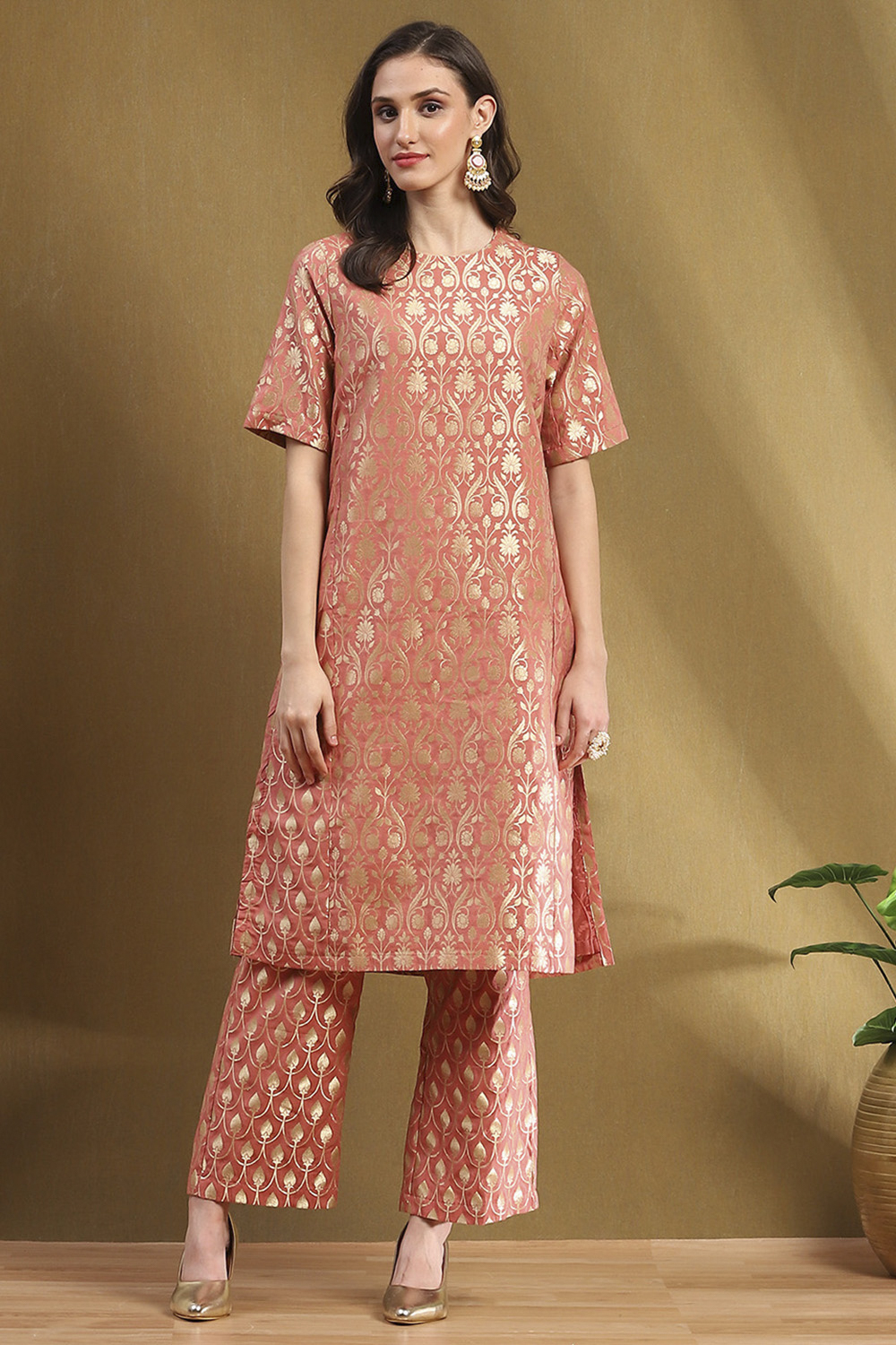 Peach Jacquard Straight Set image number 6