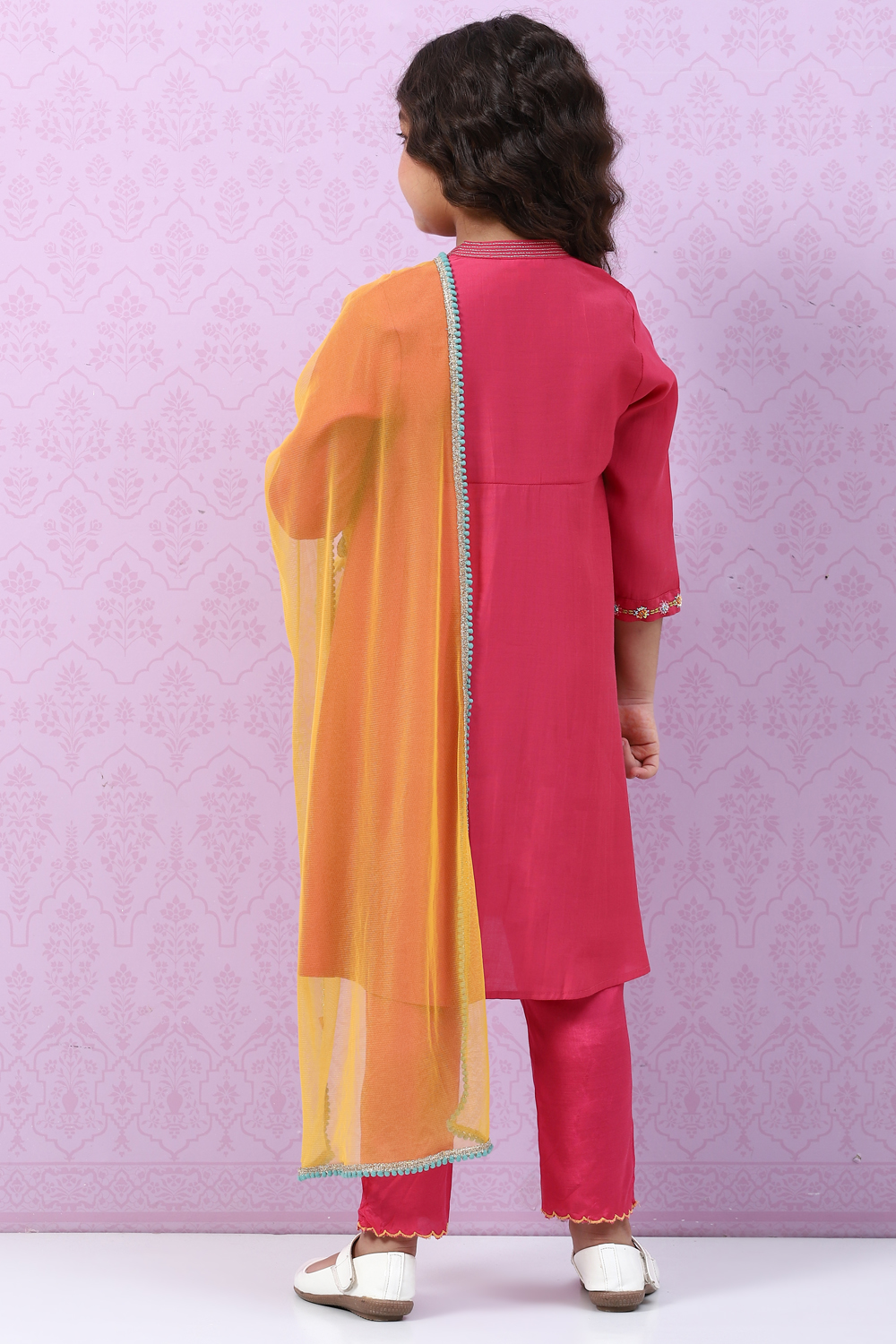 Pink Poly Viscose Straight Kurta Pants Suit Set image number 4