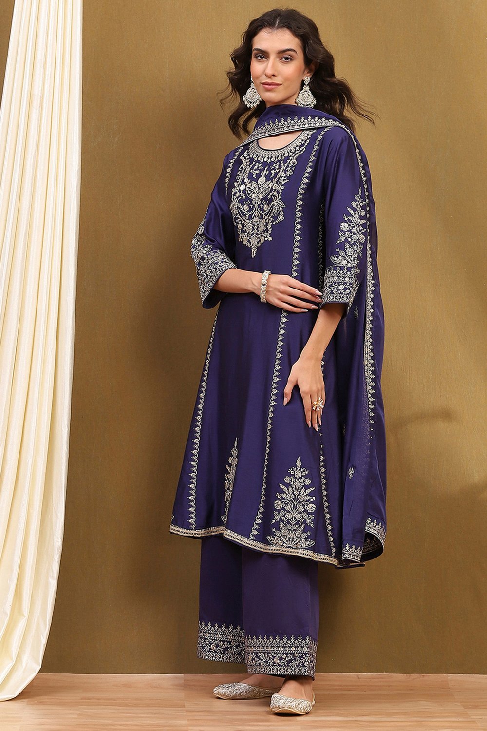 Purple Silk Chanderi Kalidar Suit Set image number 3