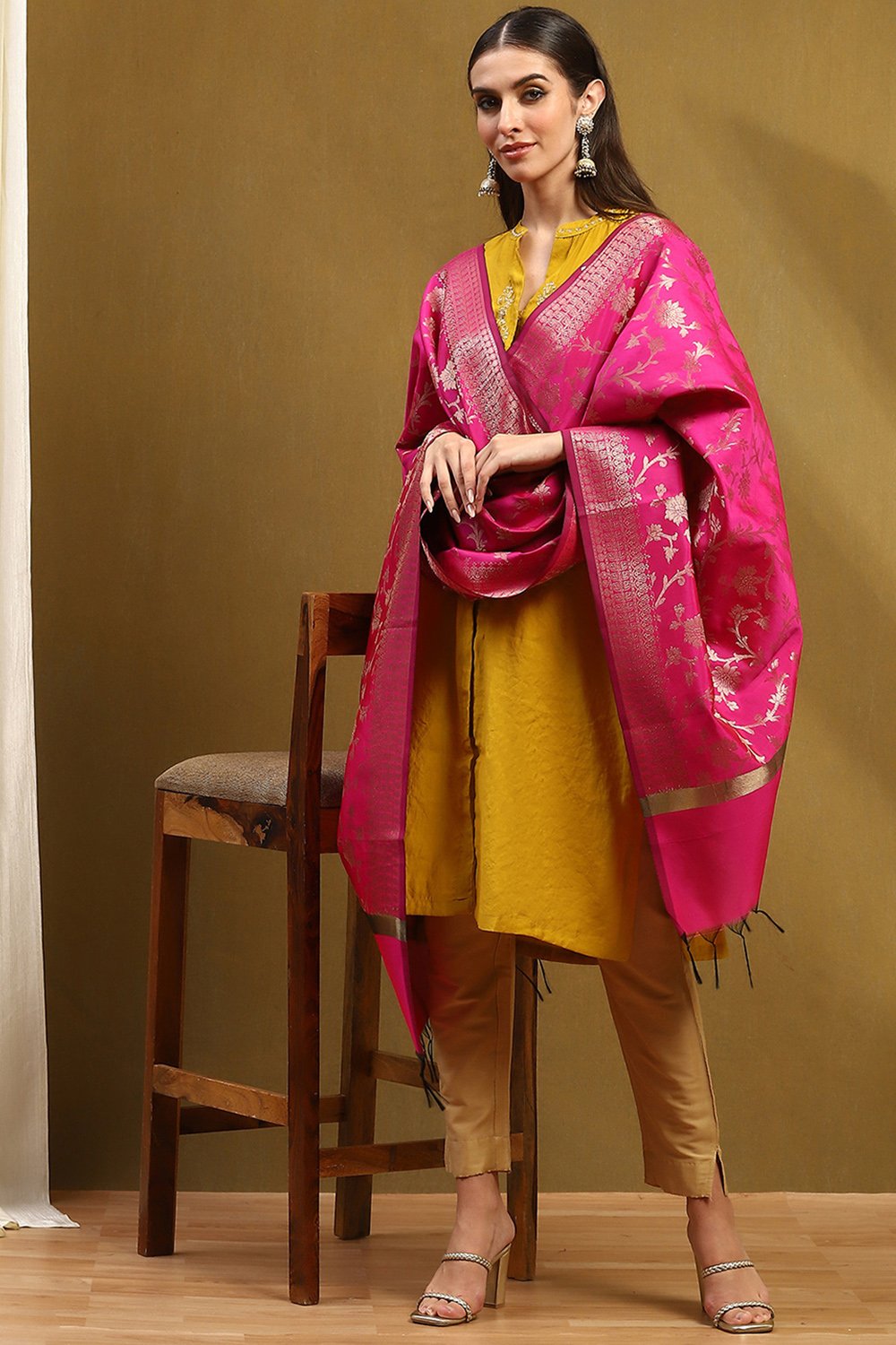 Magenta Polyester Dupatta image number 0