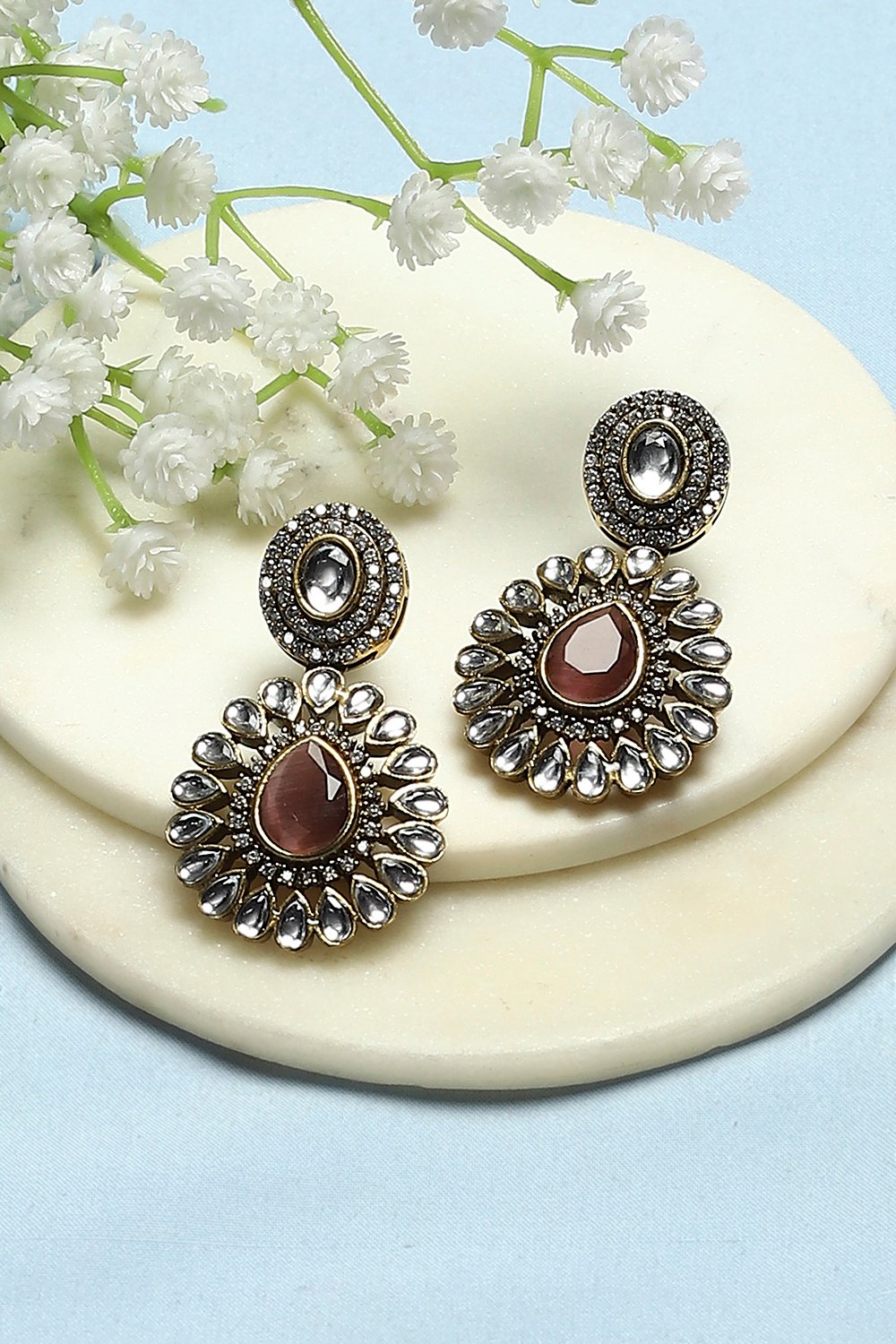 Brown Gold-Plated Kundan Studded Danglers image number 0