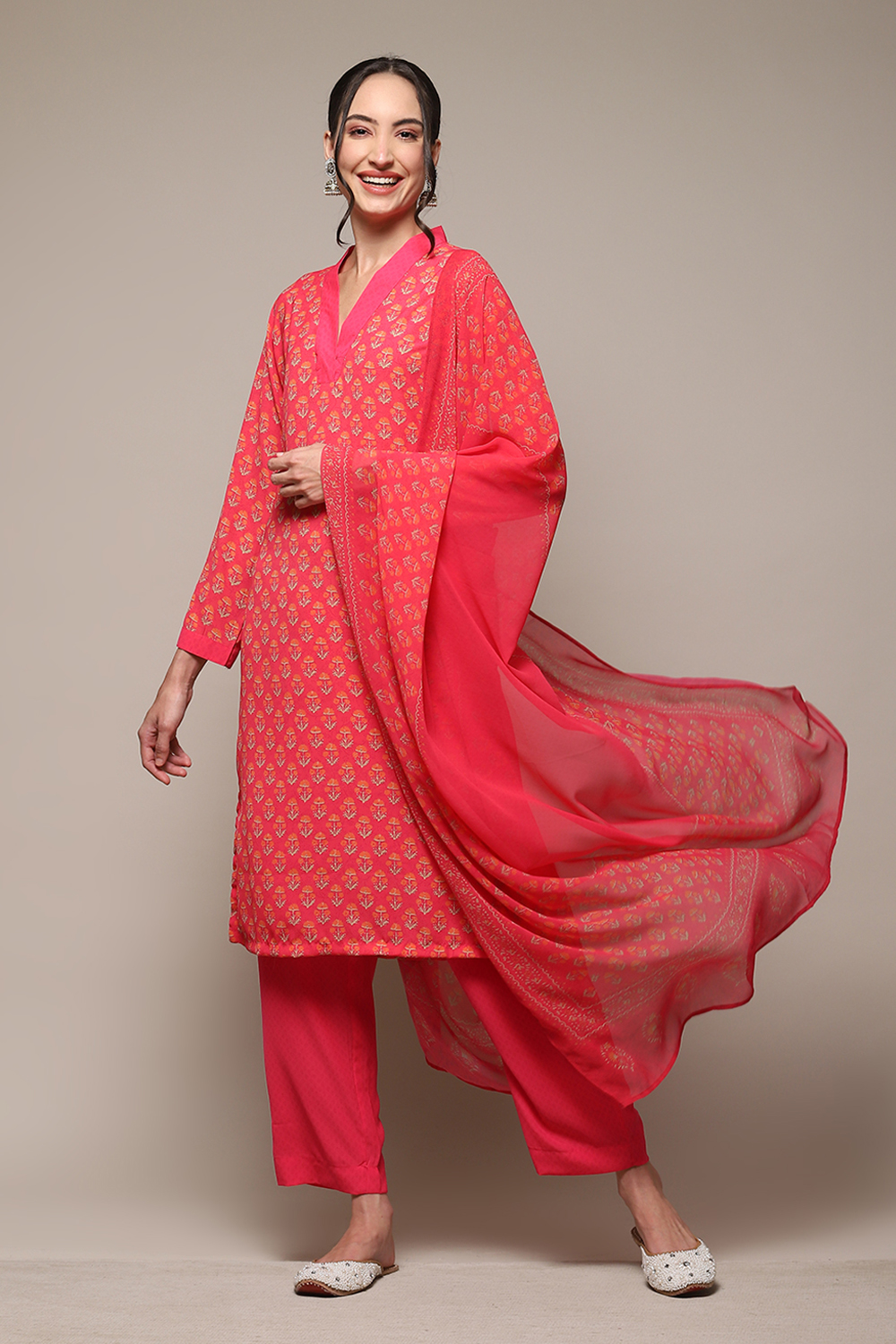 Fuschia Art Silk Straight Kurta Narrow Pants Suit Set image number 0