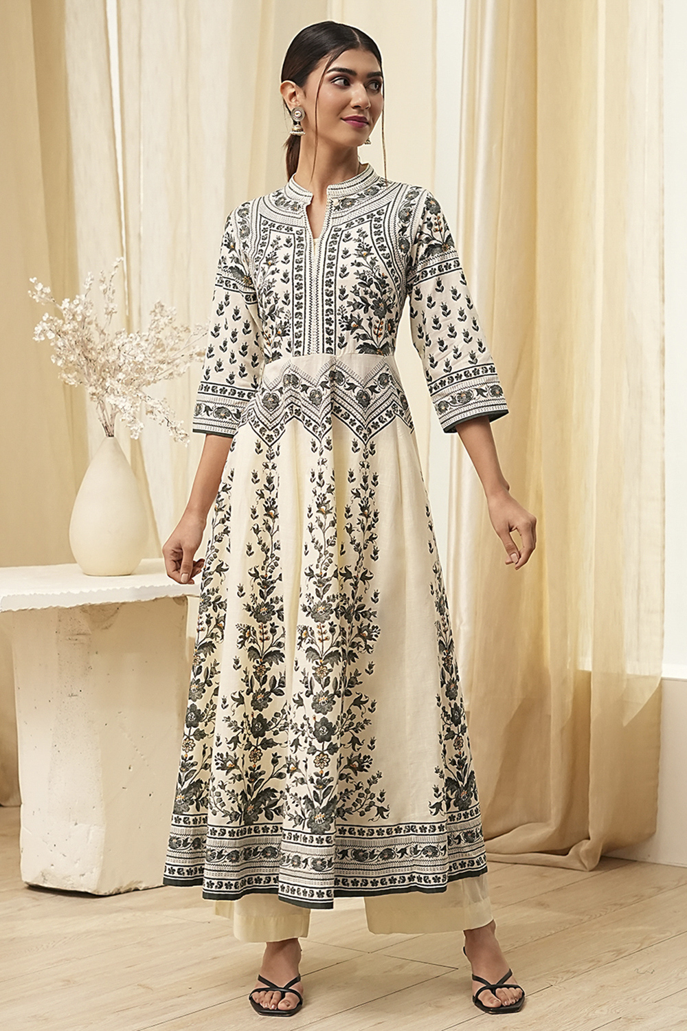 White and Rust Cotton Printed Anarkali Kurta Set image number 2