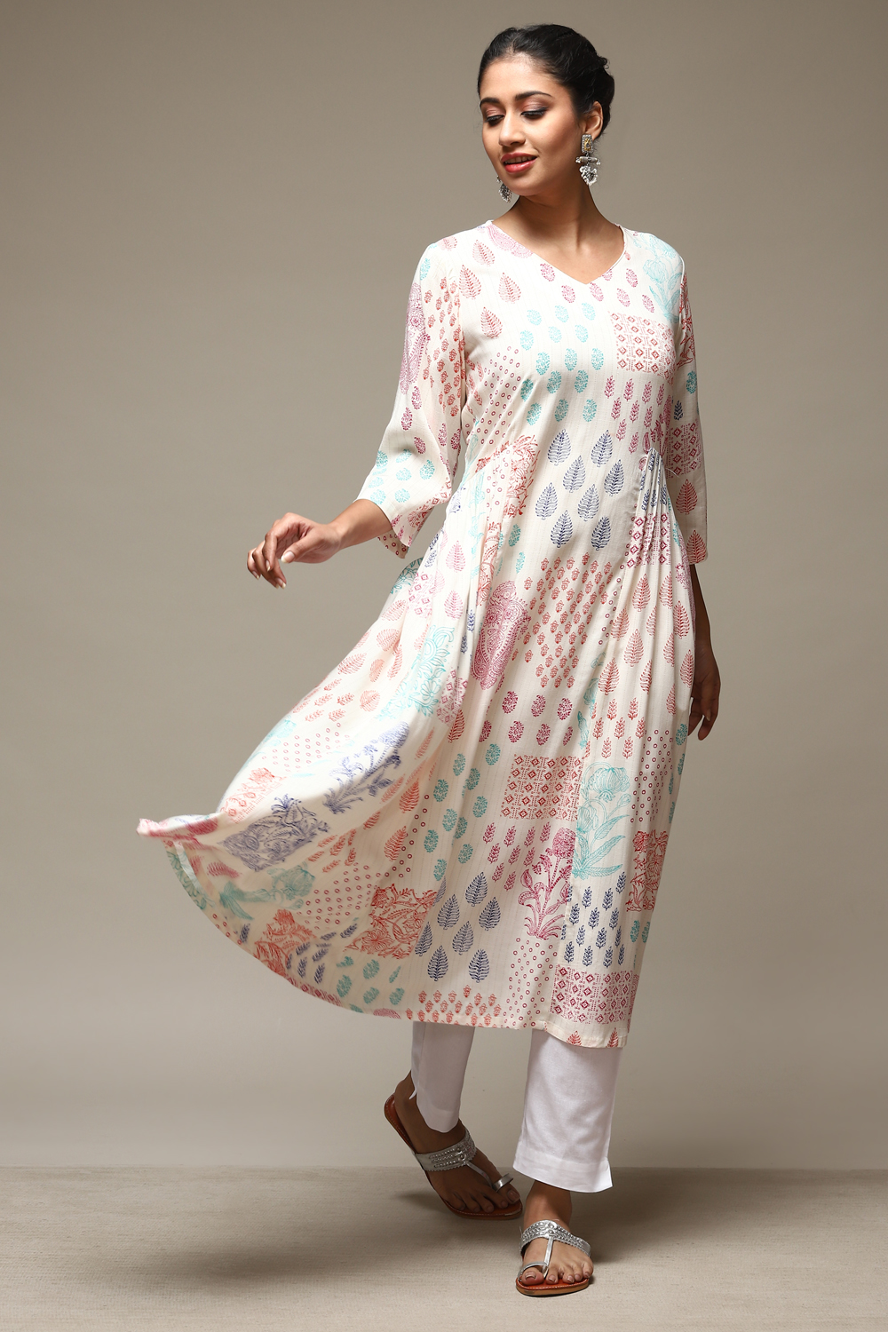 Off White Rayon Flared Printed Kurta image number 0