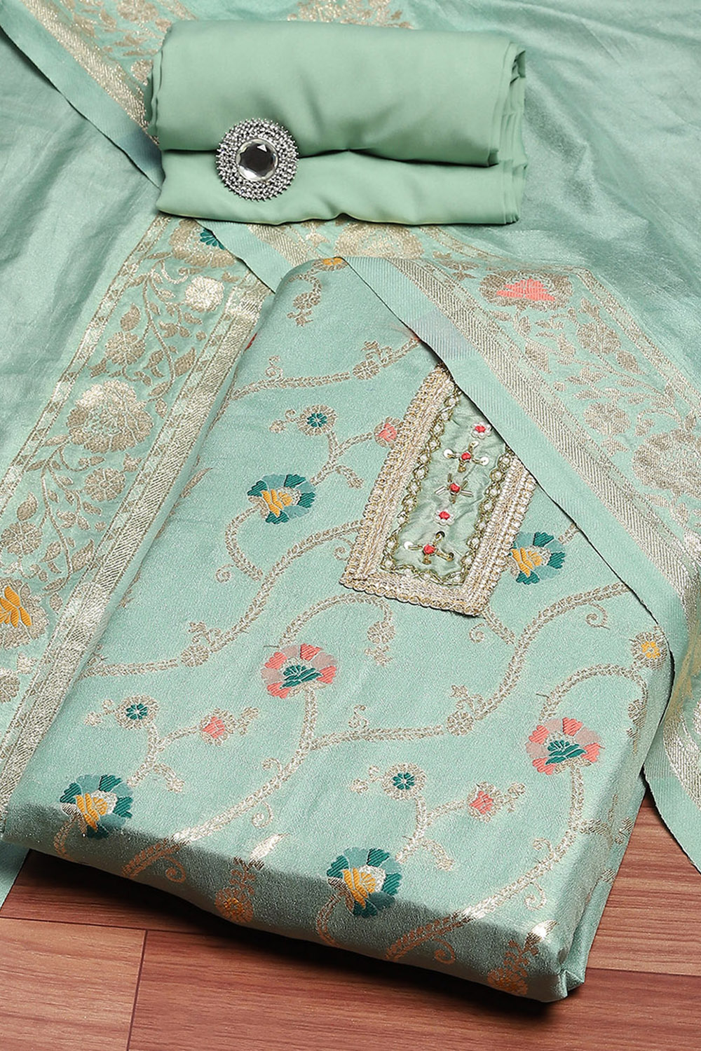 Green Silk Blend Woven Unstitched Suit Set image number 0