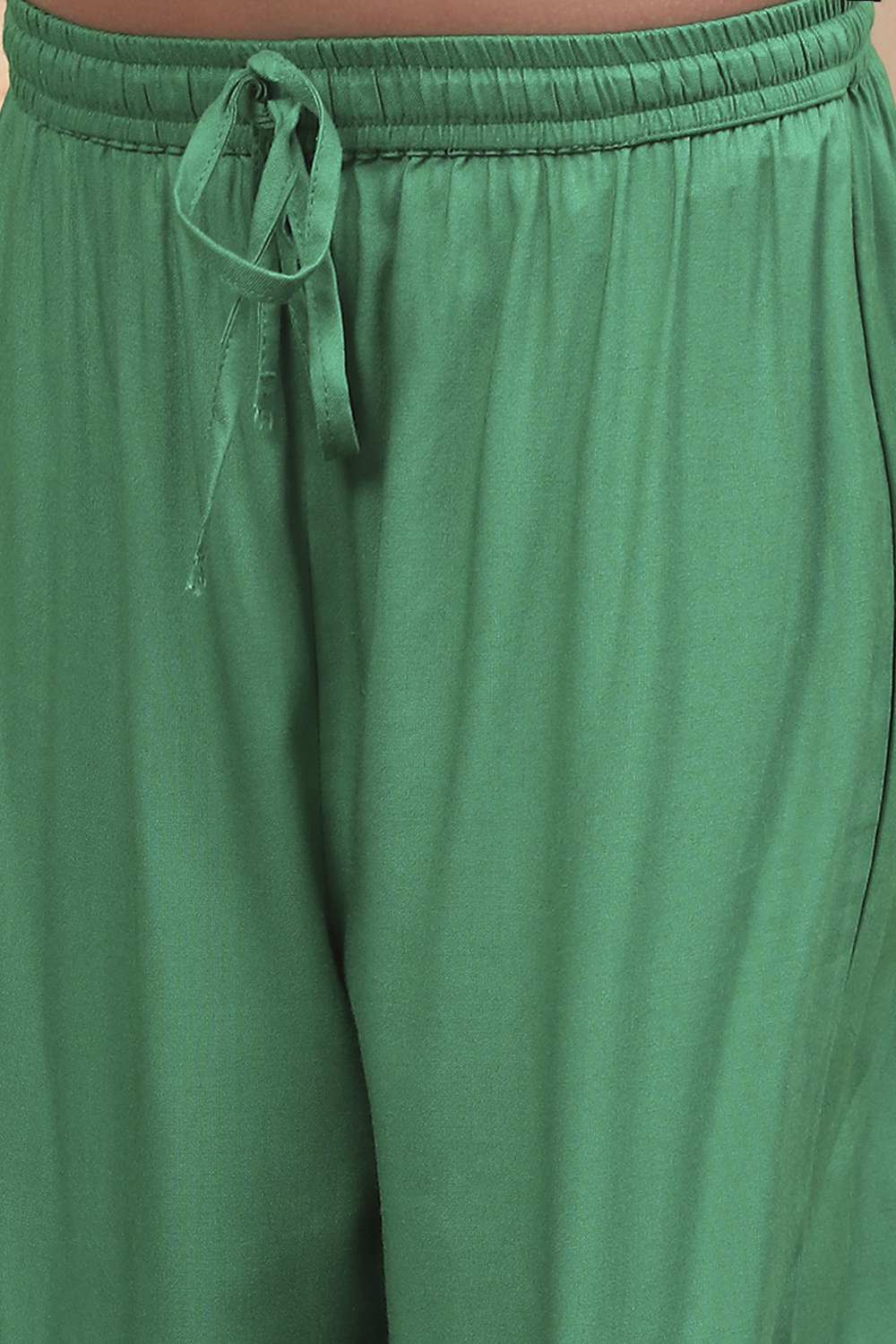 Green Viscose Blend Gathered Kurta Set image number 2