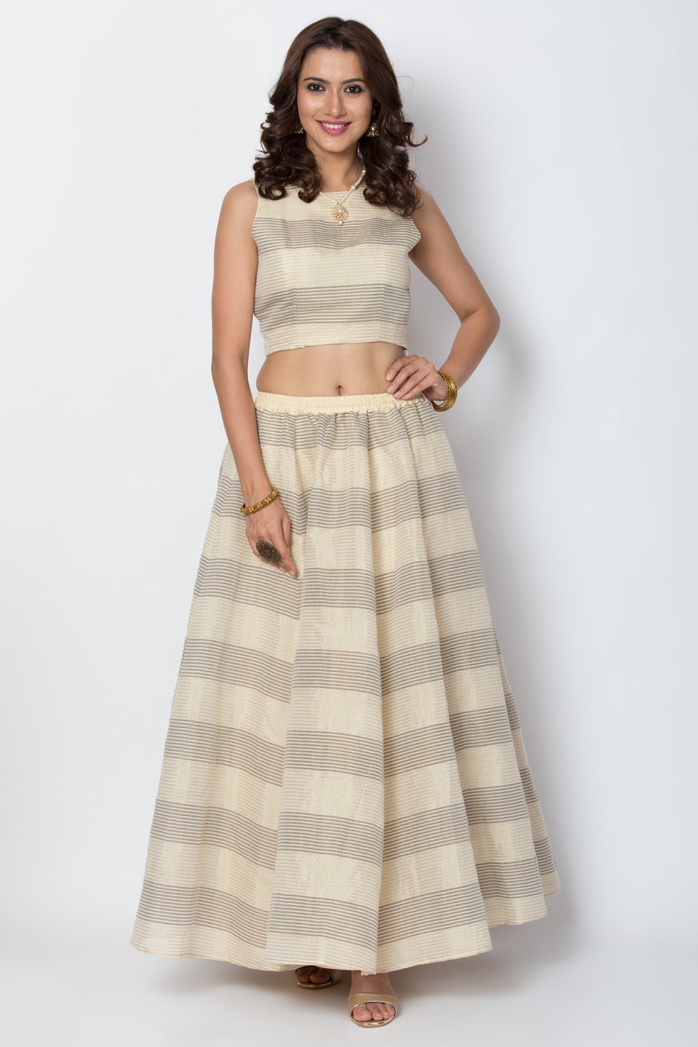 Light Beige Poly Cotton Three Piece Set image number 4