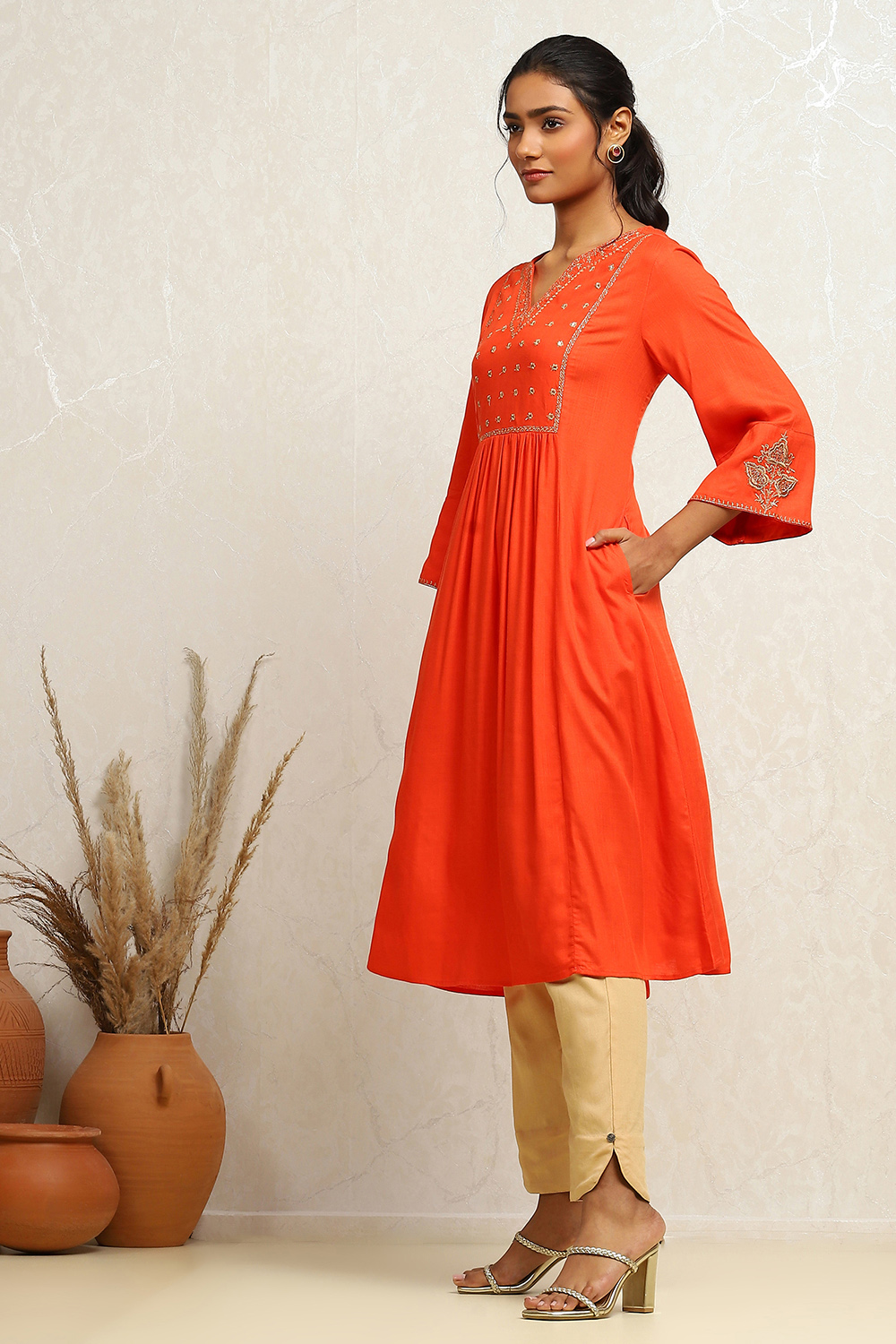 Wine Yoke Design Festive A-Line Kurta image number 2