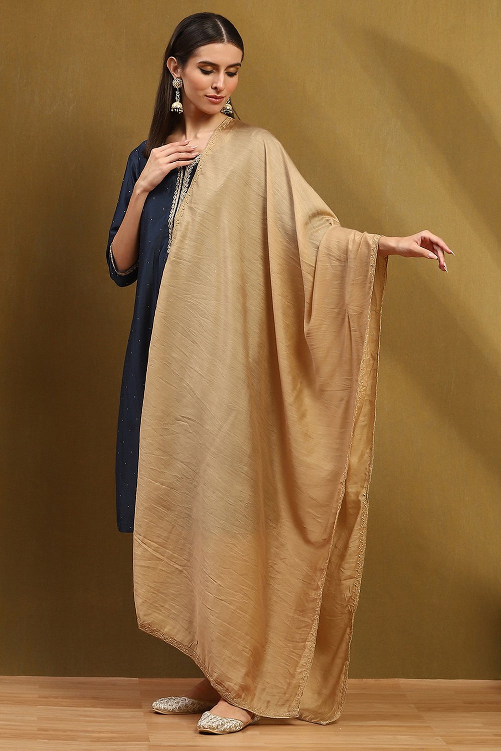 Gold Polyester Dupatta image number 2