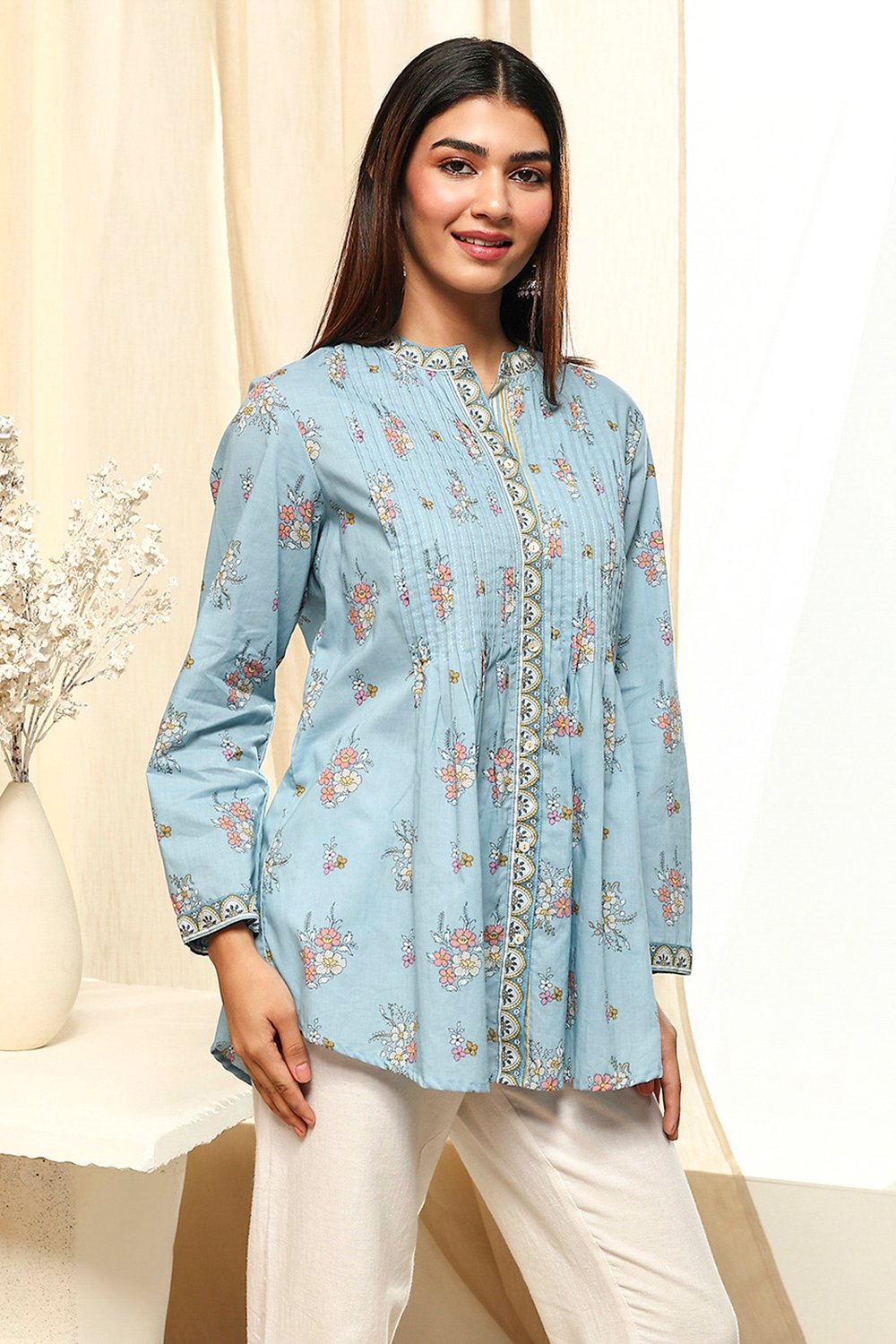 Dull Blue Floral Cotton Shirt-Style Short Kurta image number 4