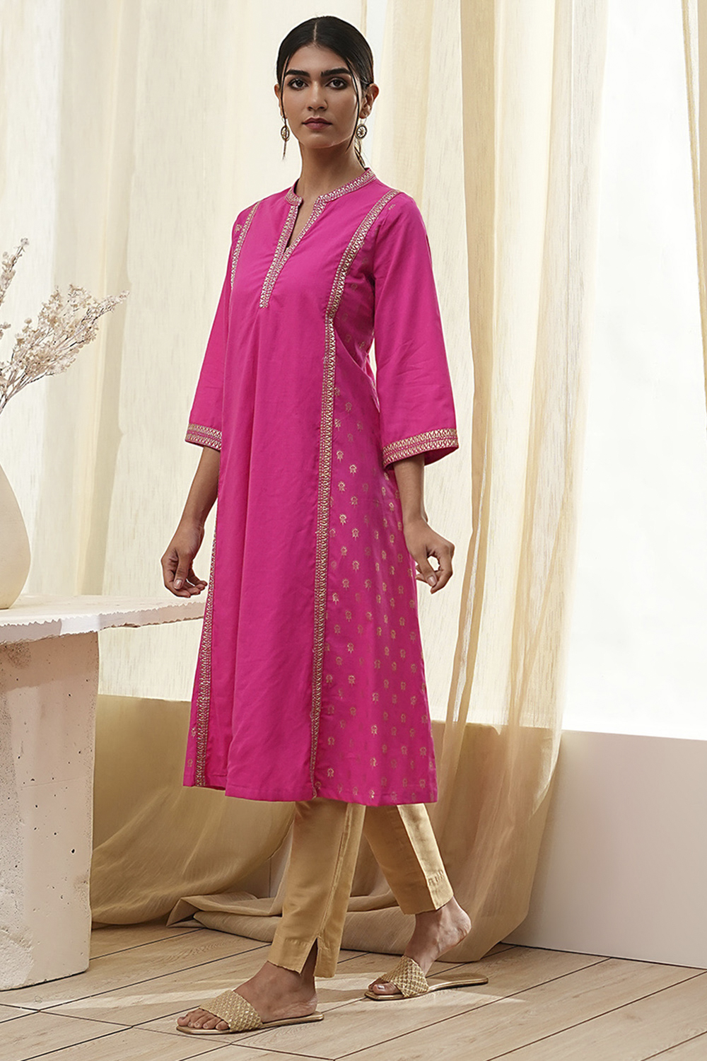 Fuchsia A-Line Kurta image number 2