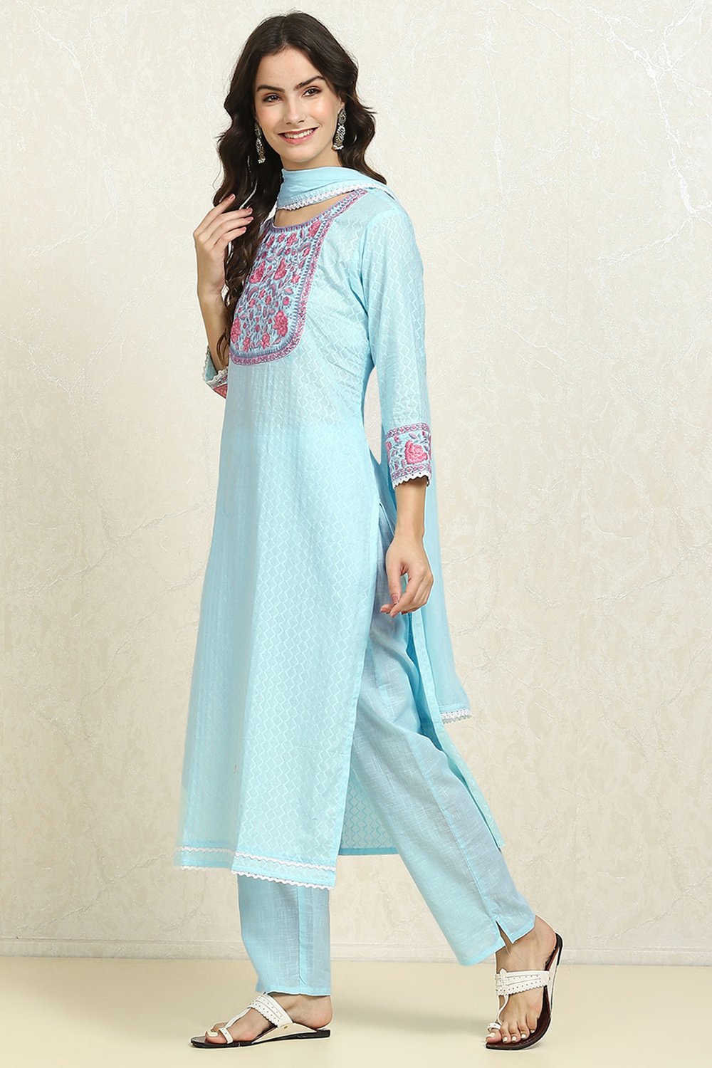 Blue Cotton Handloom Unstitched Suit Set image number 4