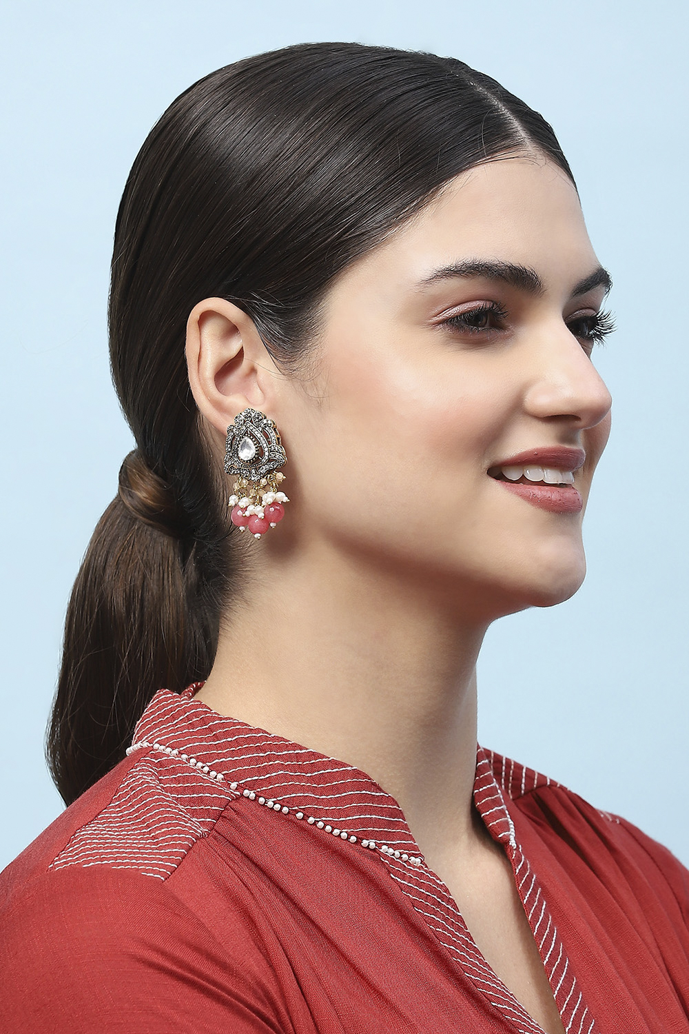 Peach Kundan Festive Studs image number 1