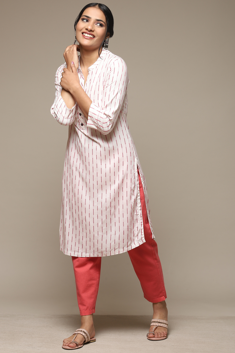 Off White Pink LIVA Straight Yarndyed Kurta image number 0