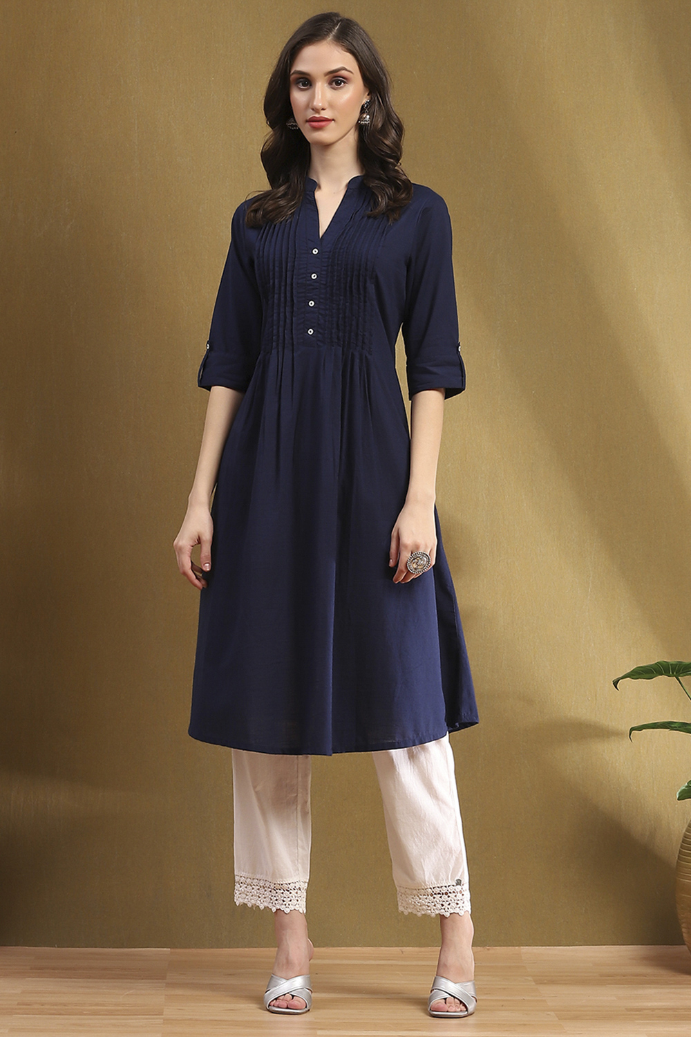 Pink Cotton Solid Pleated A-Line Kurta image number 0