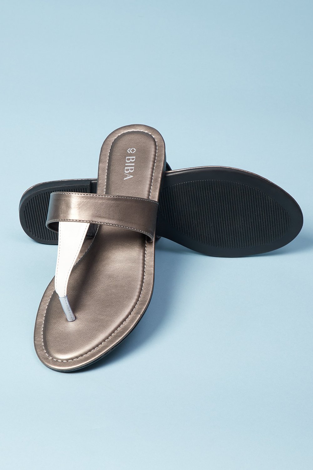 Gunmetal Pu T-Straps Sandals image number 3