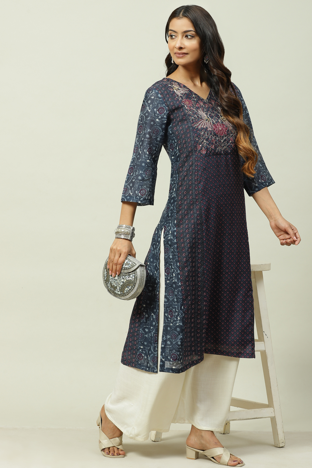 Indigo Cotton Flared Kurta image number 5