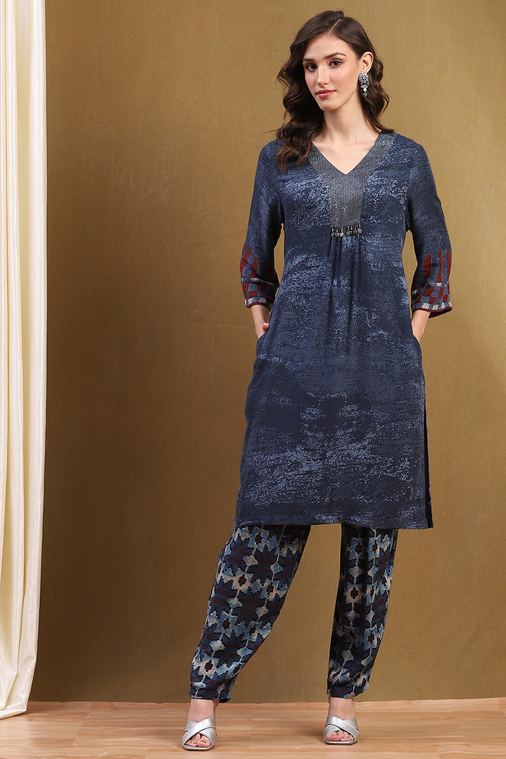 Indigo Rayon Straight Set image number 6