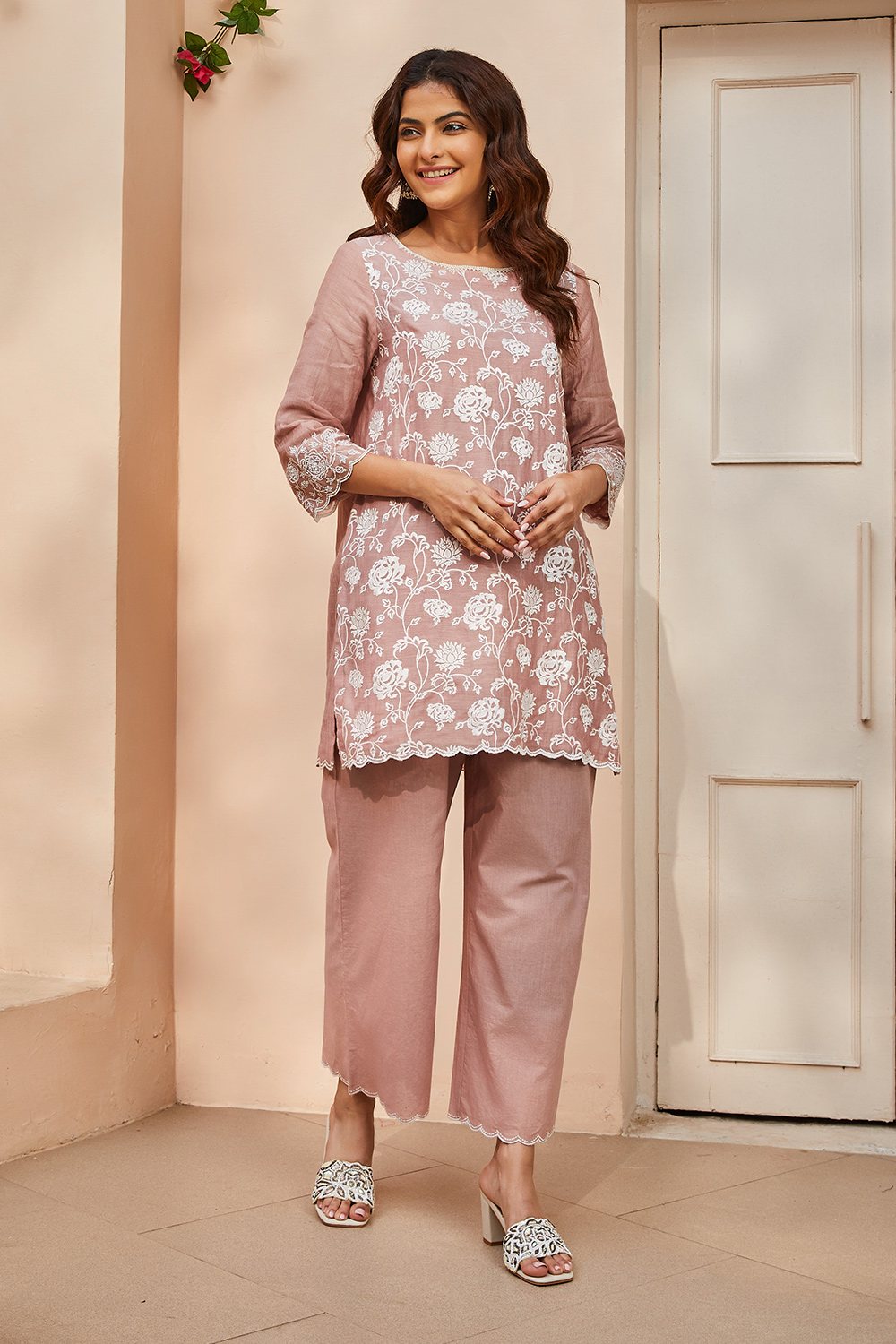 Antique Rose Polyester Blend Straight Kurta Set image number 5