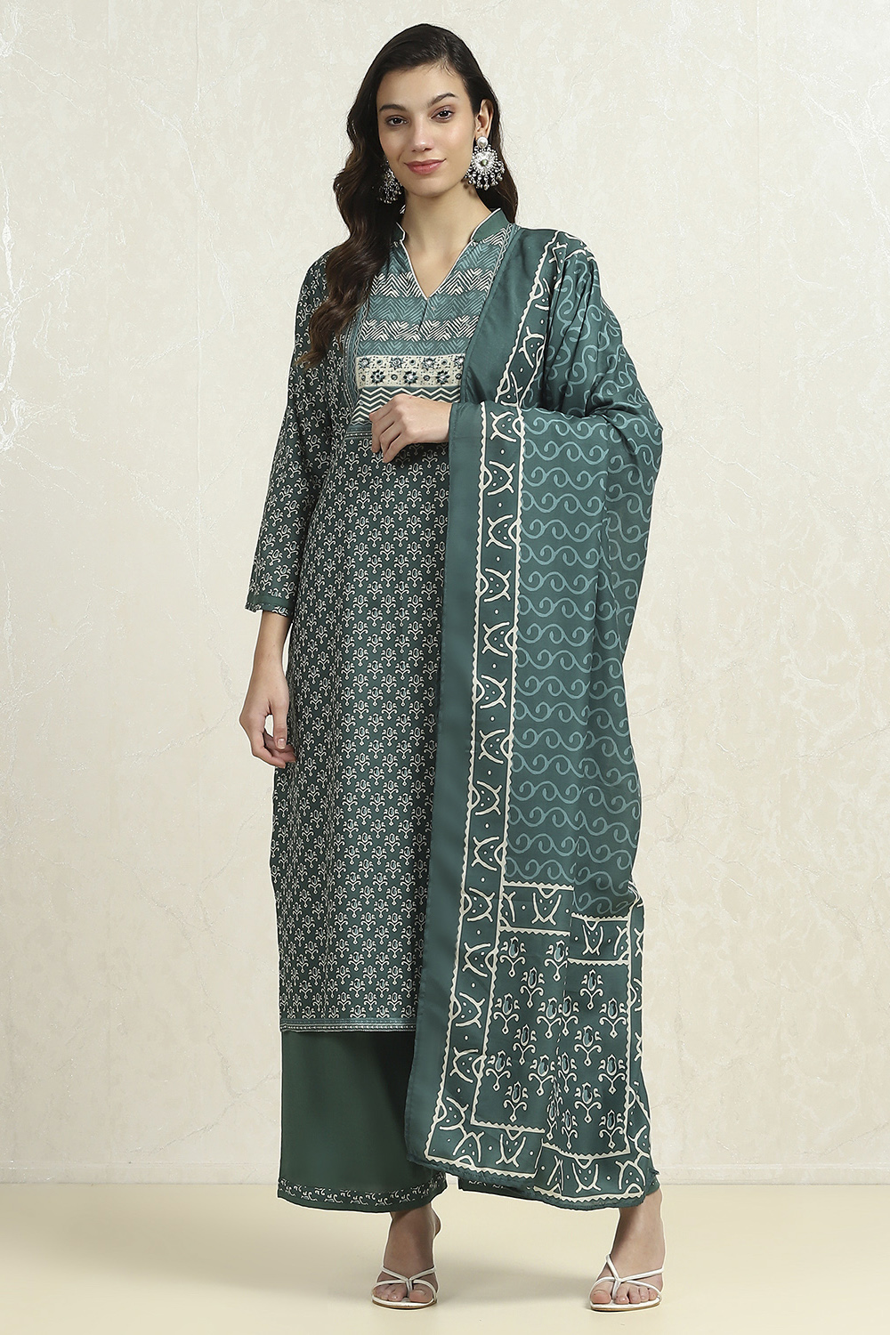 Green Cotton Blend Printed Unstitched Suit Set image number 7