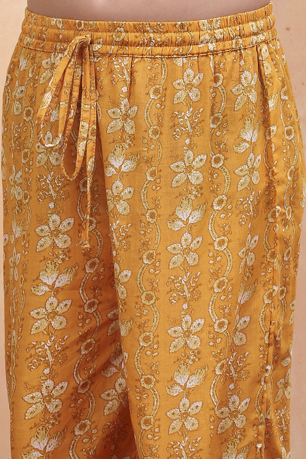 Yellow Cotton Floral Printed Festive Gathered Suit Set image number 2