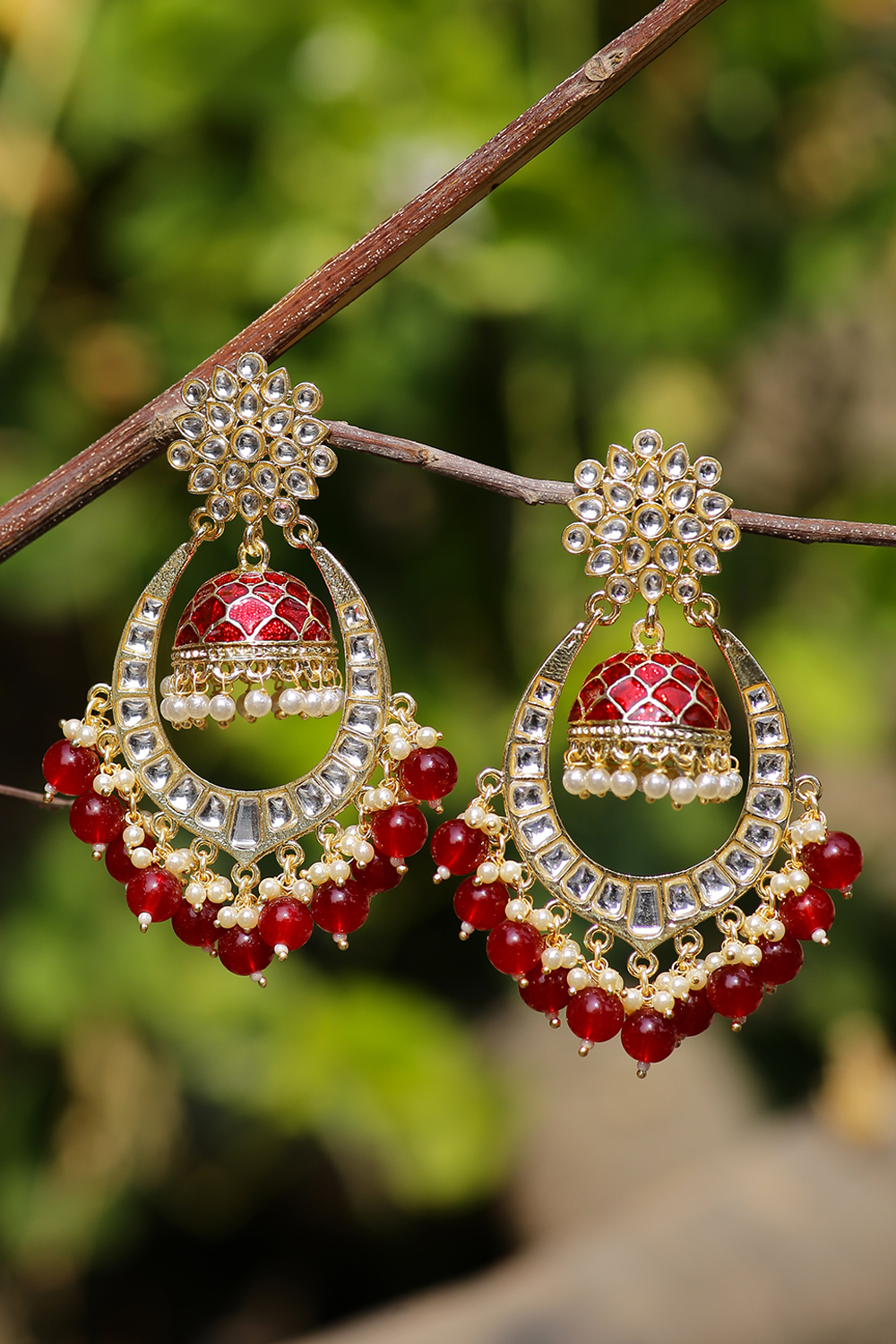 Red hot sale kundan earrings