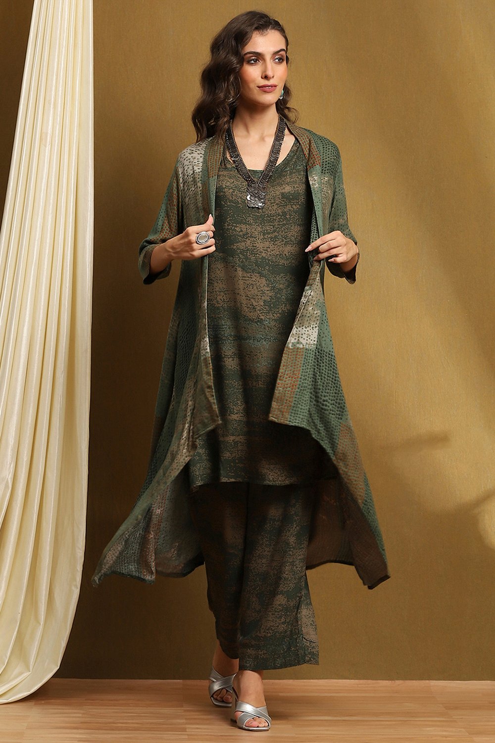 Sage Green Rayon Straight Set image number 6