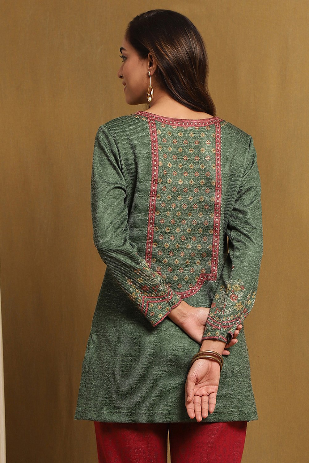 Green Polyester Straight Short Kurti image number 3