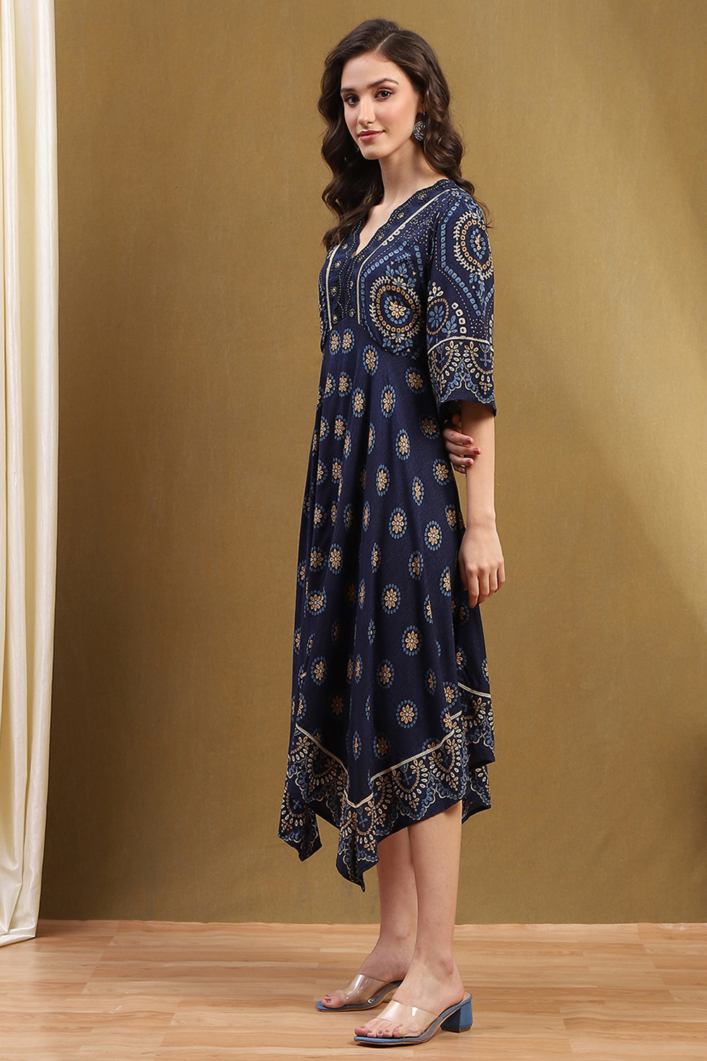 Blue Rayon Flared Kurta image number 2