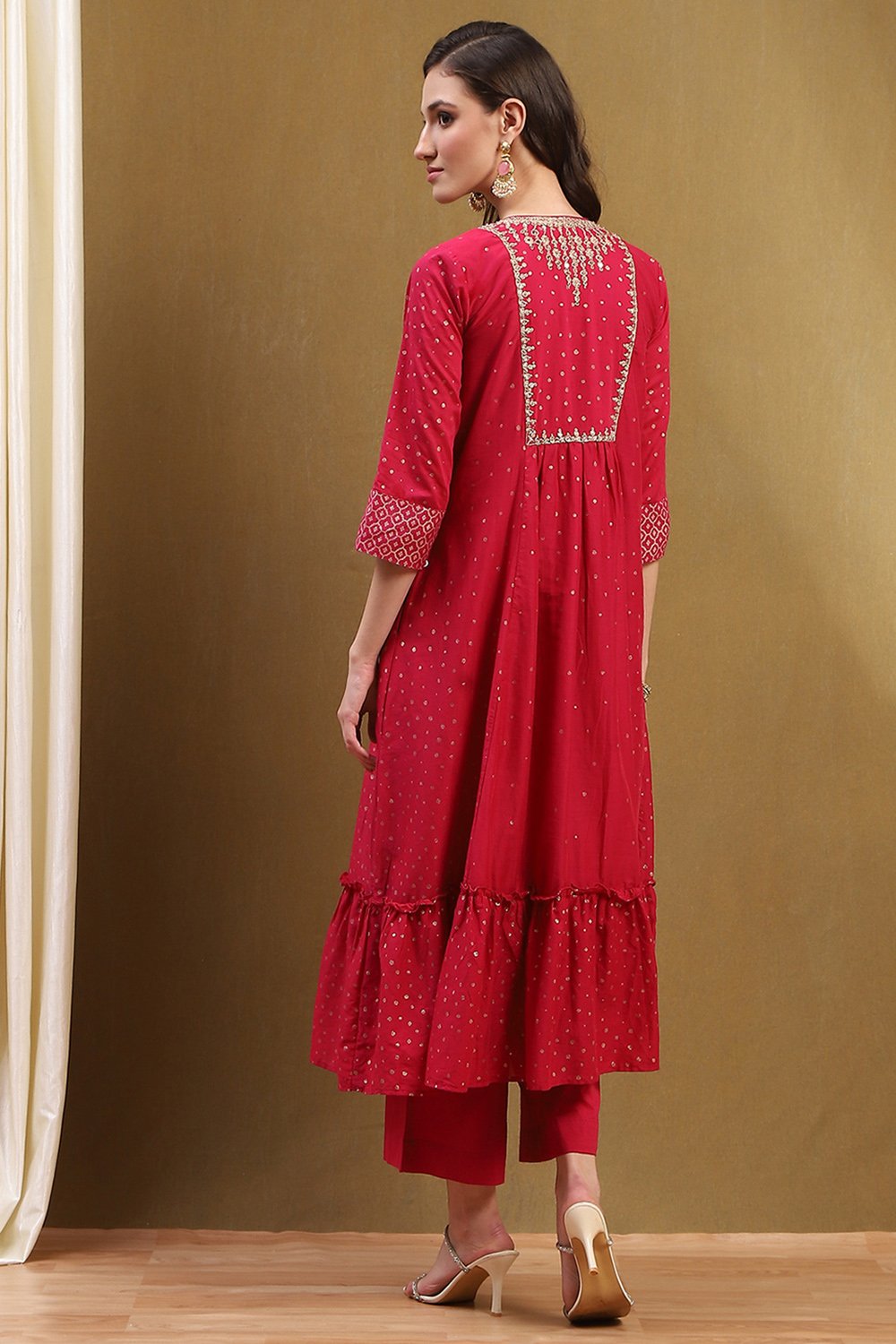 Fuchsia Cotton Printed Festive Gathered Suit Set image number 4