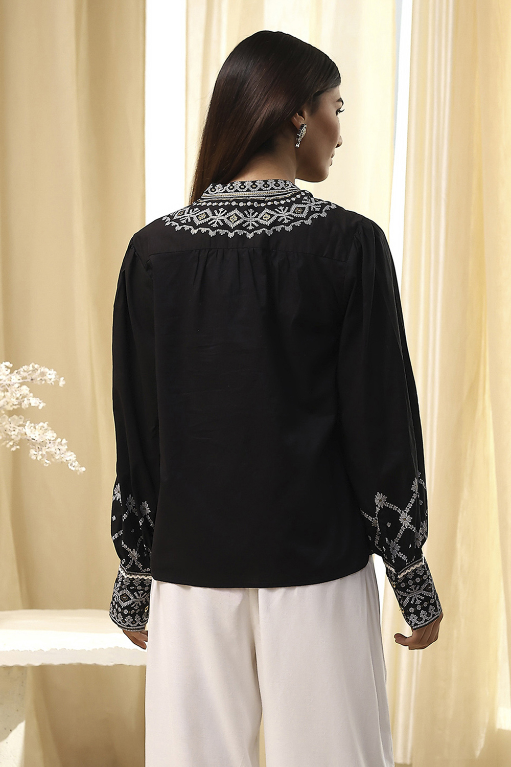 Black Cotton Printed A-Line Short Kurta image number 3