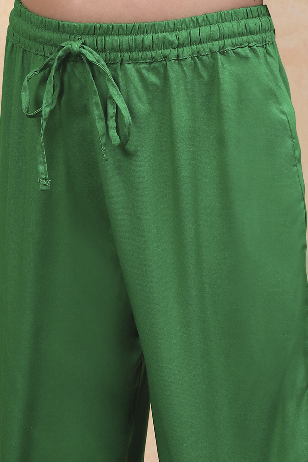 Green Polyester Blend Layered Suit Set image number 2