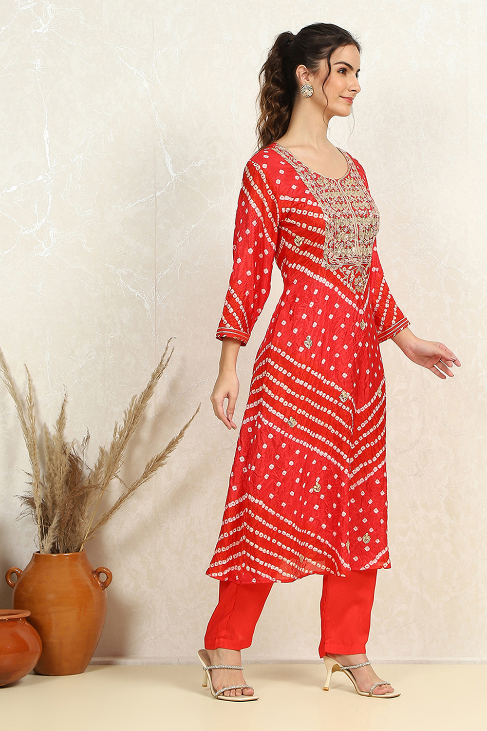 Orange Silk Blend Bandhej Unstitched Suit Set image number 3