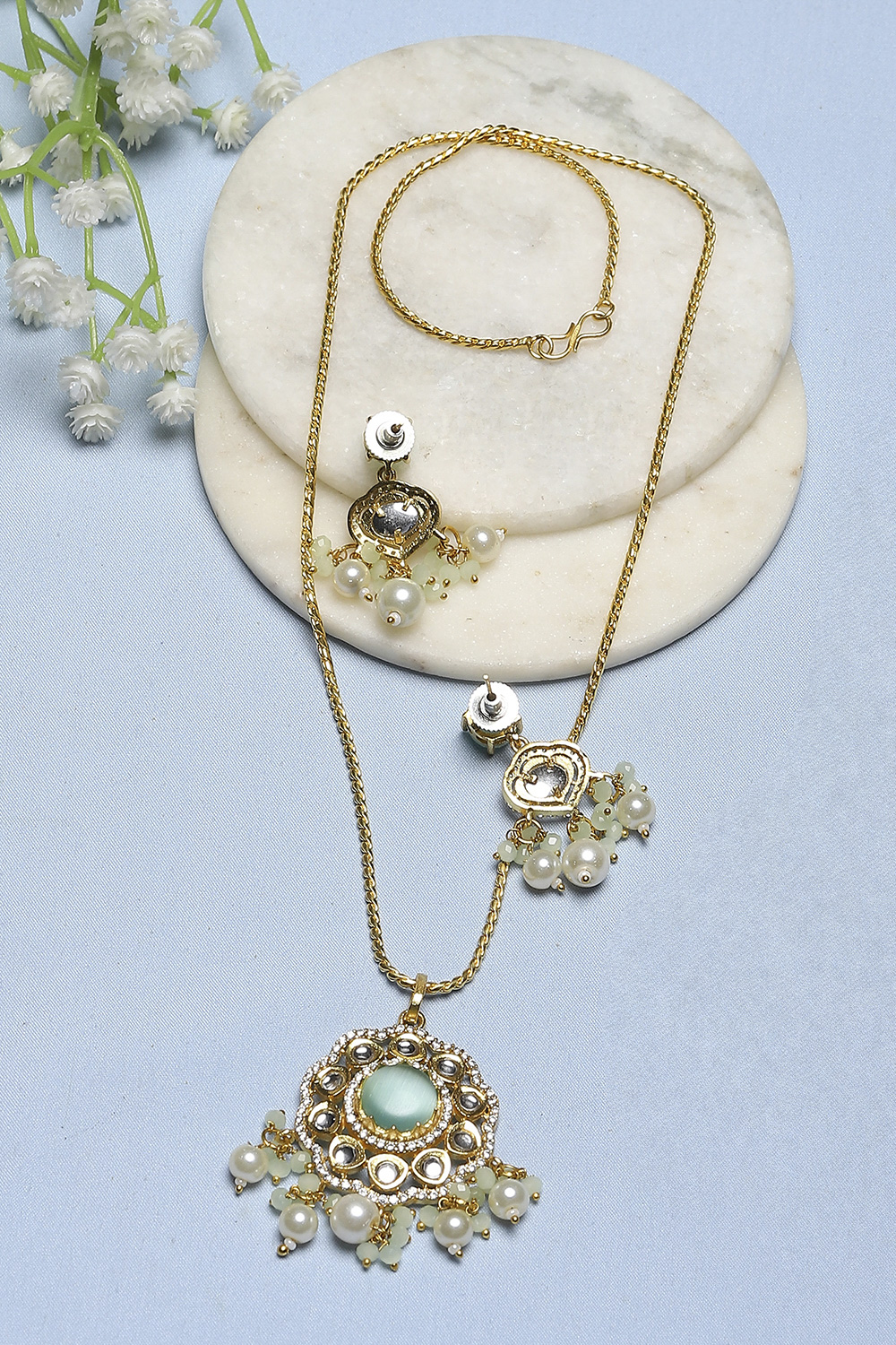 Mint Green Brass Necklace Set image number 2