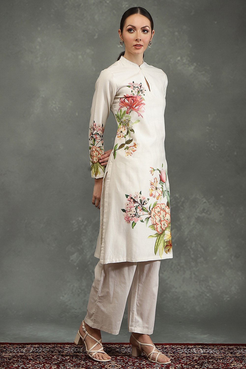 Rohit Bal Light Pink Silk Chanderi Floral Straight Kurta Set image number 5