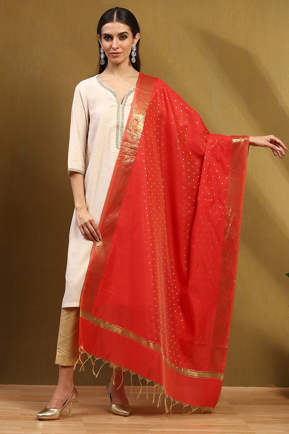 Red Polyester Dupatta image number 4