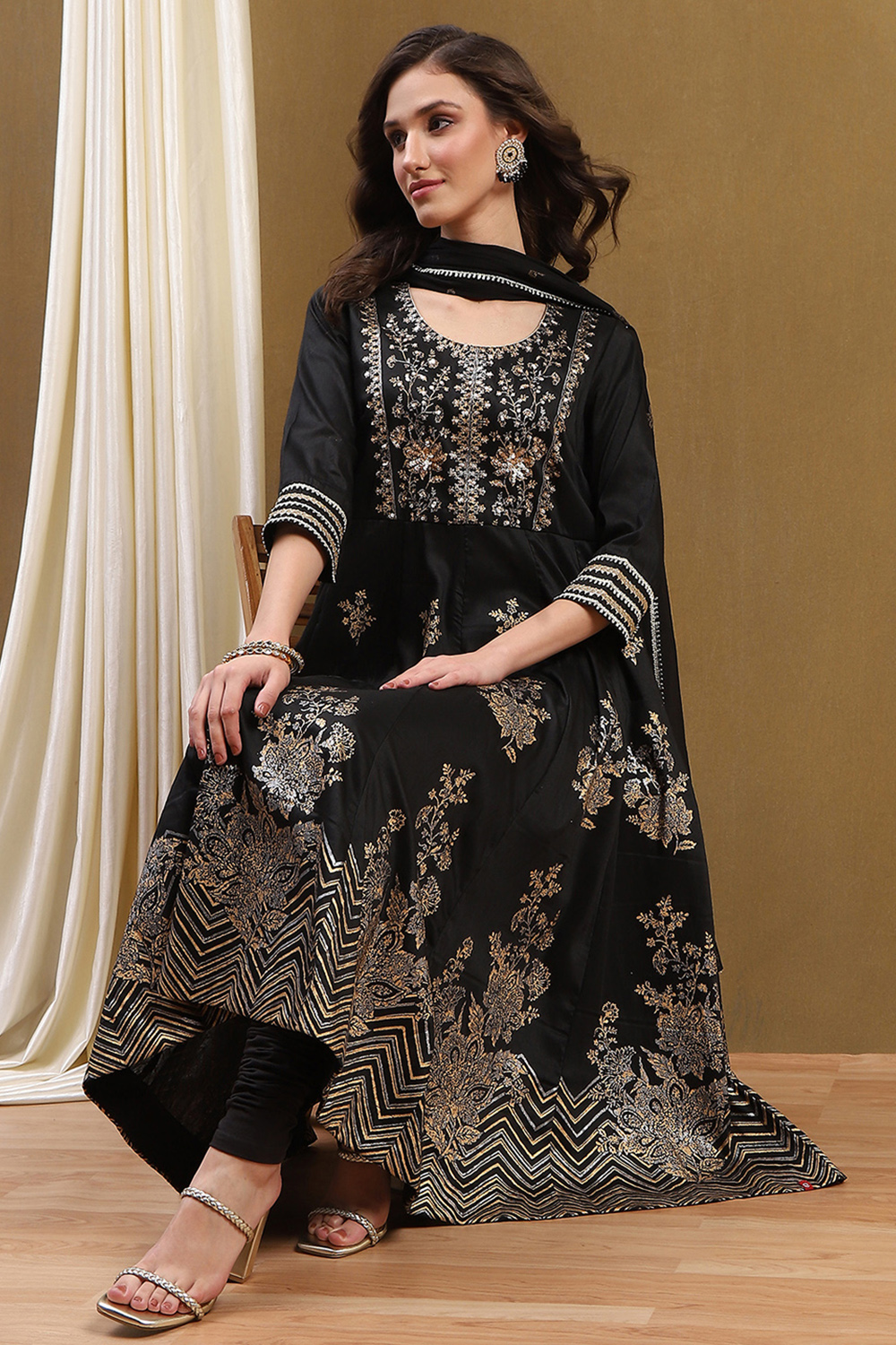 Black Floral Printed Festive Anarkali Suit Set image number 0