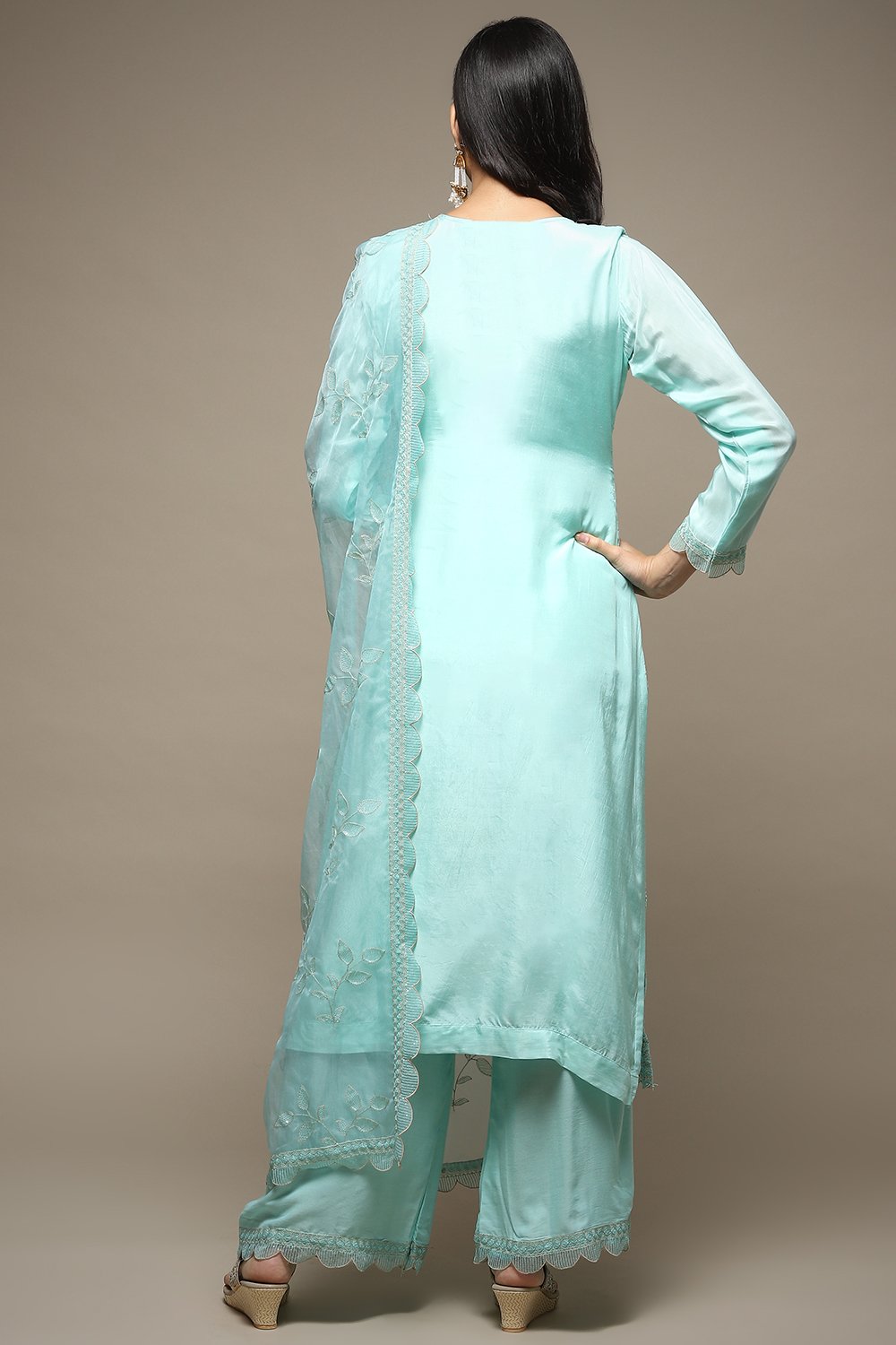 Light Green Muslin Lace Unstitched Suit Set image number 5