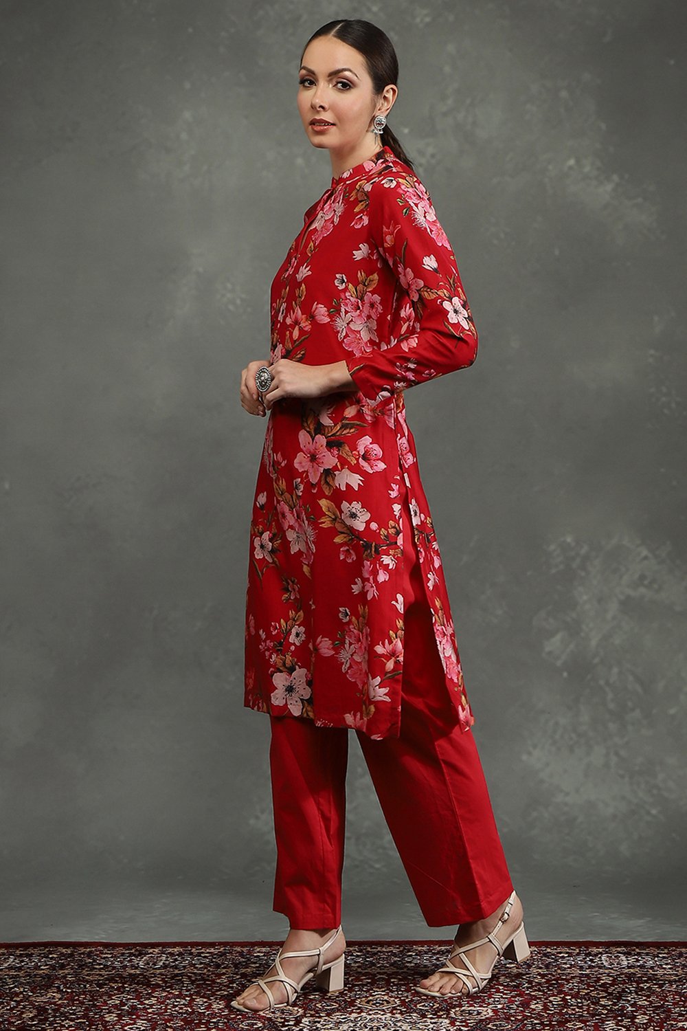 Rohit Bal Red Silk Chanderi Floral Printed Straight Kurta Set image number 3