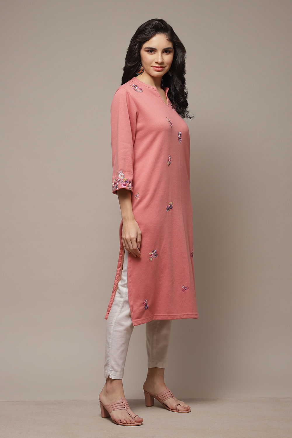 Peach Acrylic Straight Yarndyed Kurta image number 4