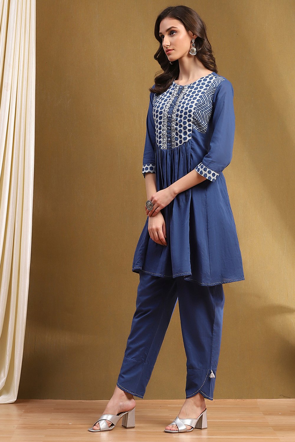 Indigo Cotton Gathered Suit Set image number 3