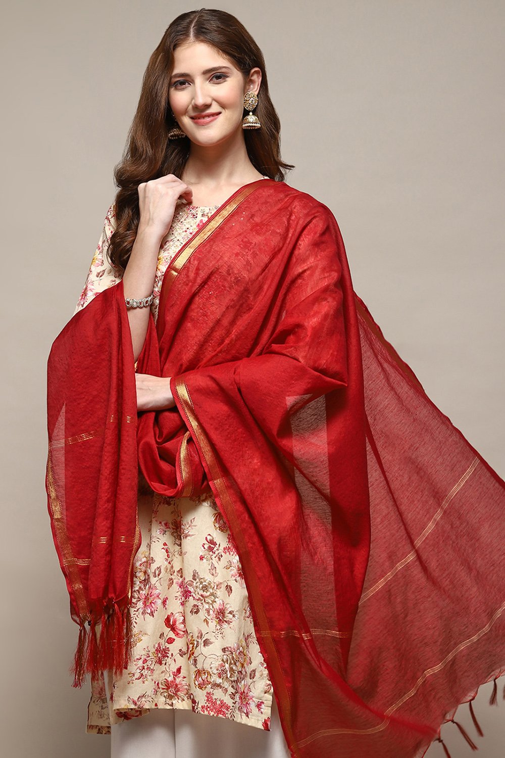 Red Cotton Blend Yard-Dyed Dupatta image number 0