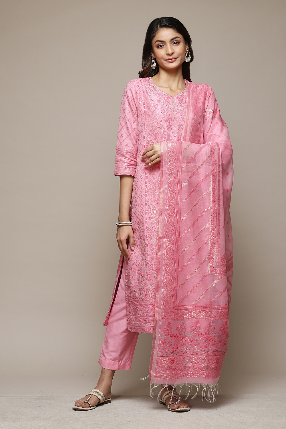 Pink Cotton Blend Straight Yarndyed Kurta Suit Set image number 7