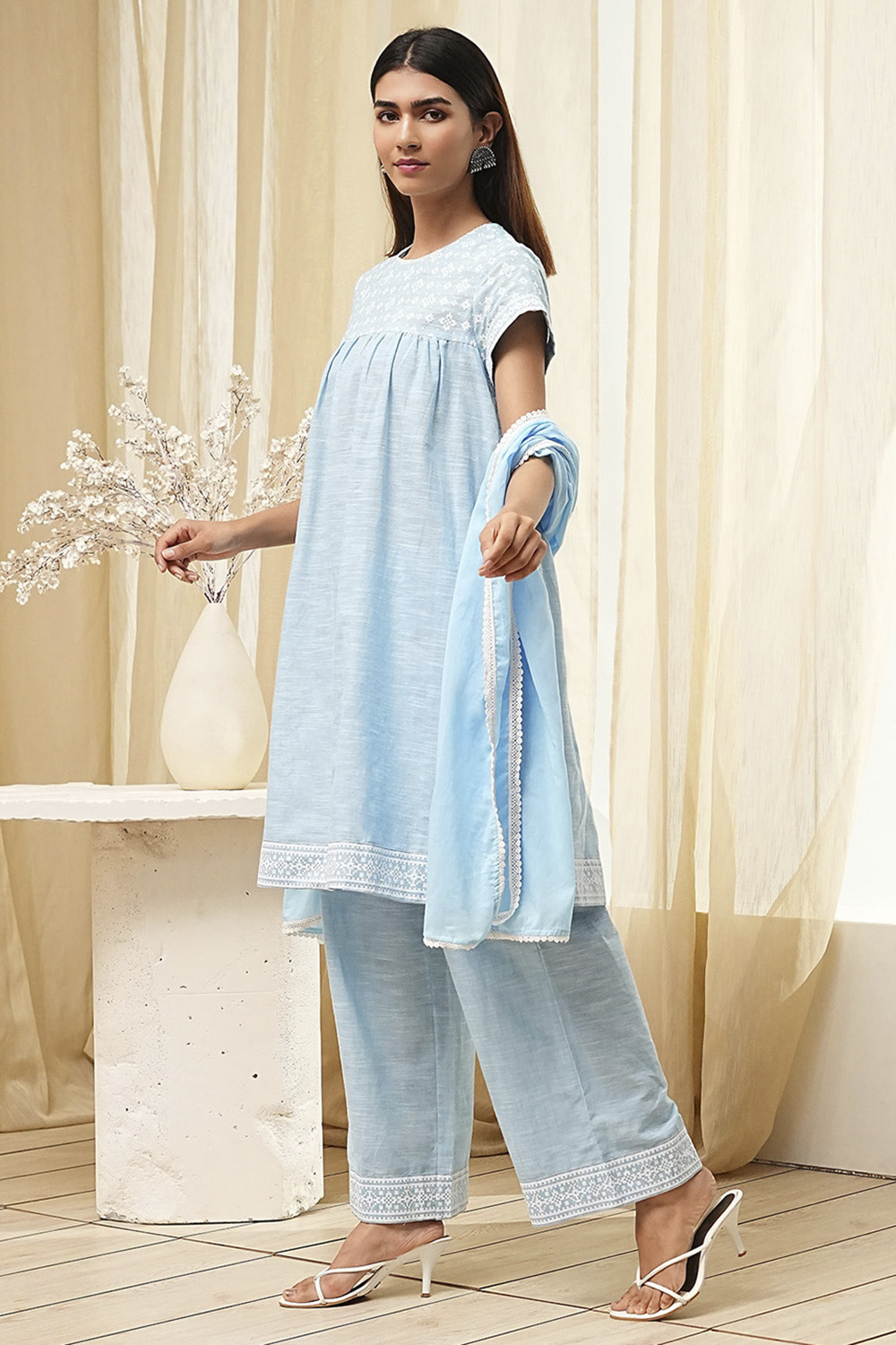 Light Blue Cotton Gathered Suit Set image number 3