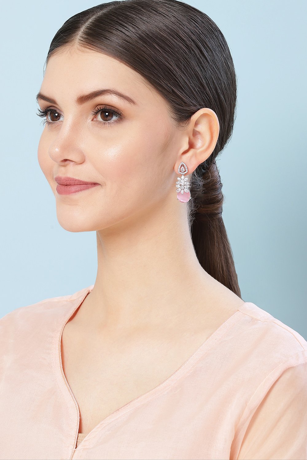 Pink Earrings image number 3