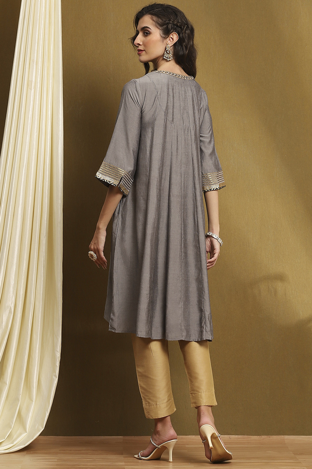 Grey Polyester Straight Kurta image number 3