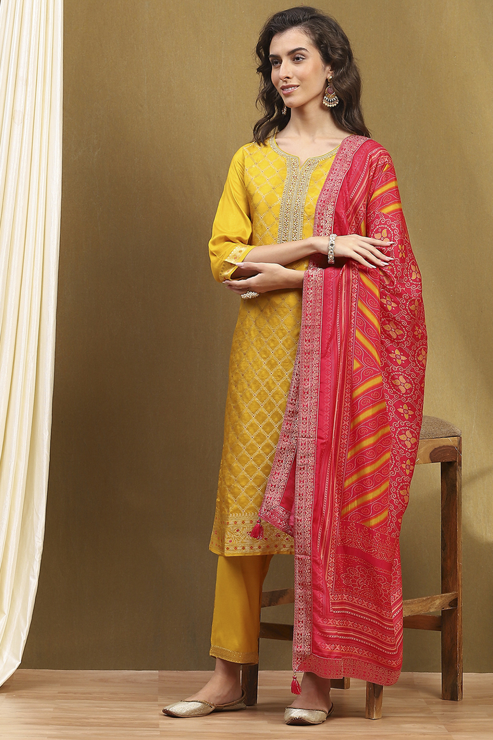 Mustard Yellow Viscose Blend Yarn Dyed Straight Suit Set image number 3