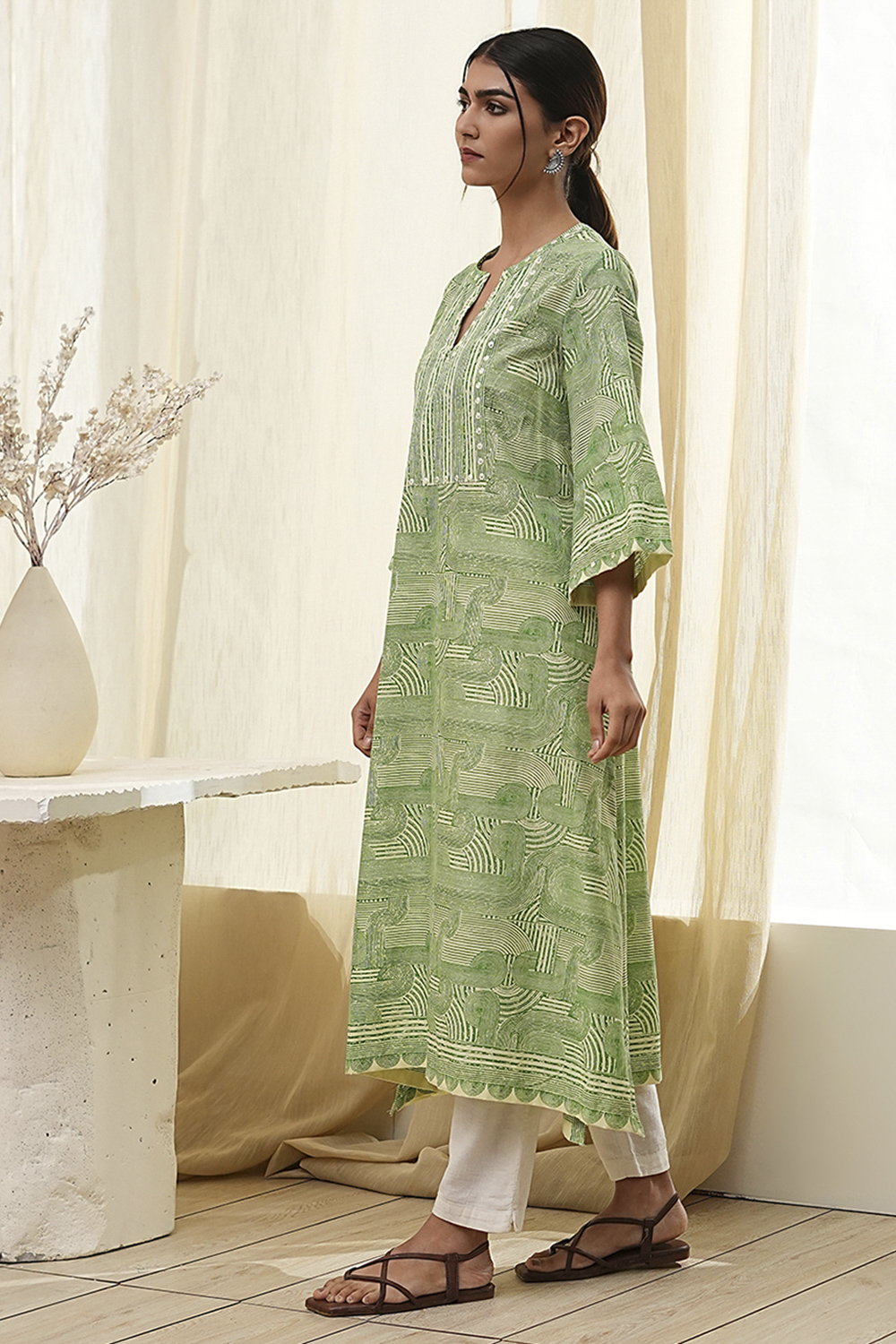 Green Straight Kurta image number 2