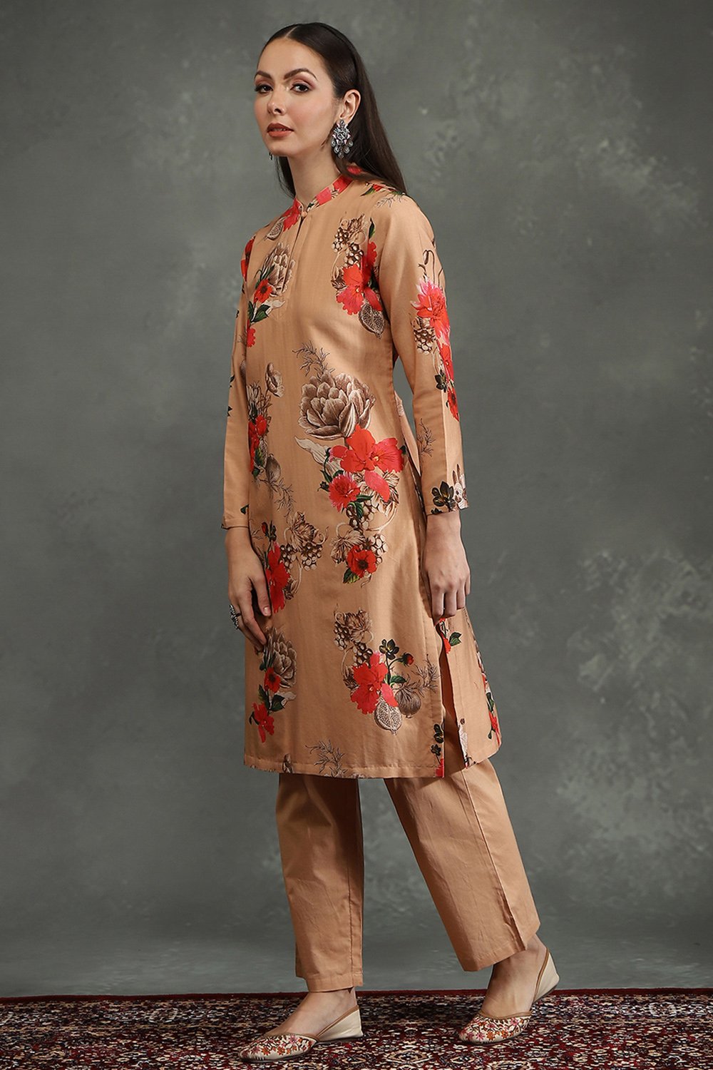 Rohit Bal Peach-Toned Silk Chanderi Floral Printed Straight Kurta Set image number 3